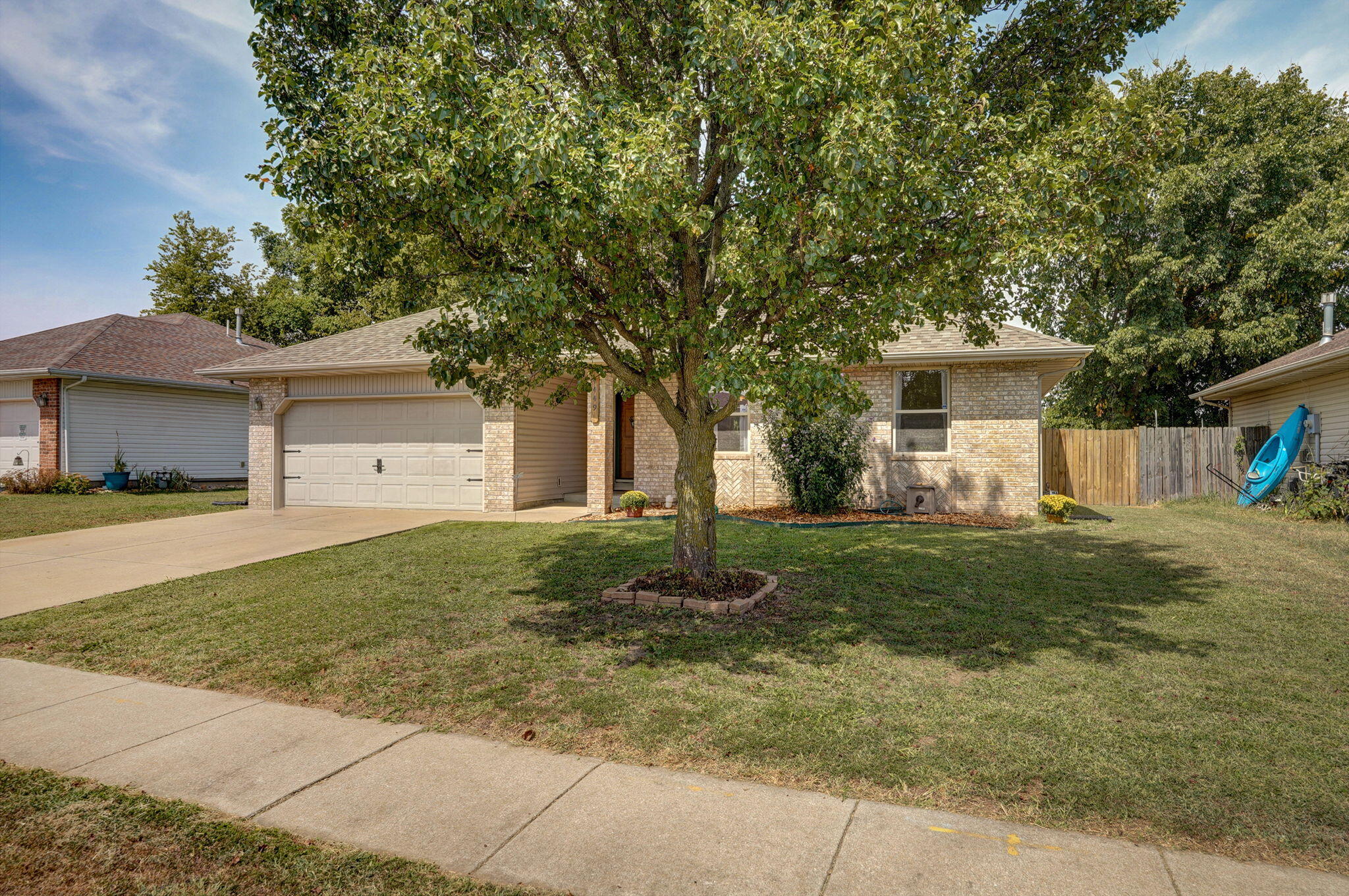 4449 W Madison Street