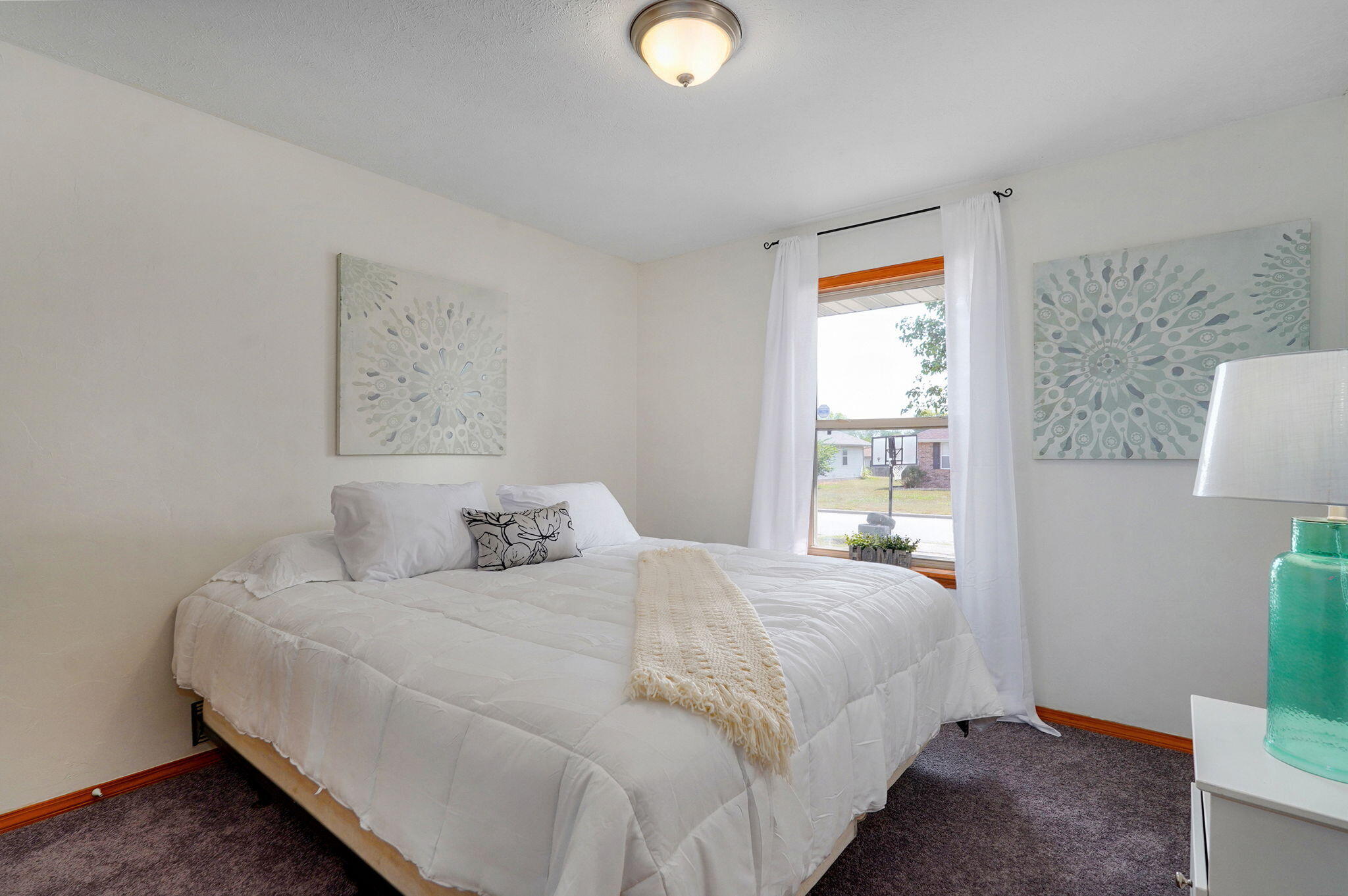 4449 W Madison Street