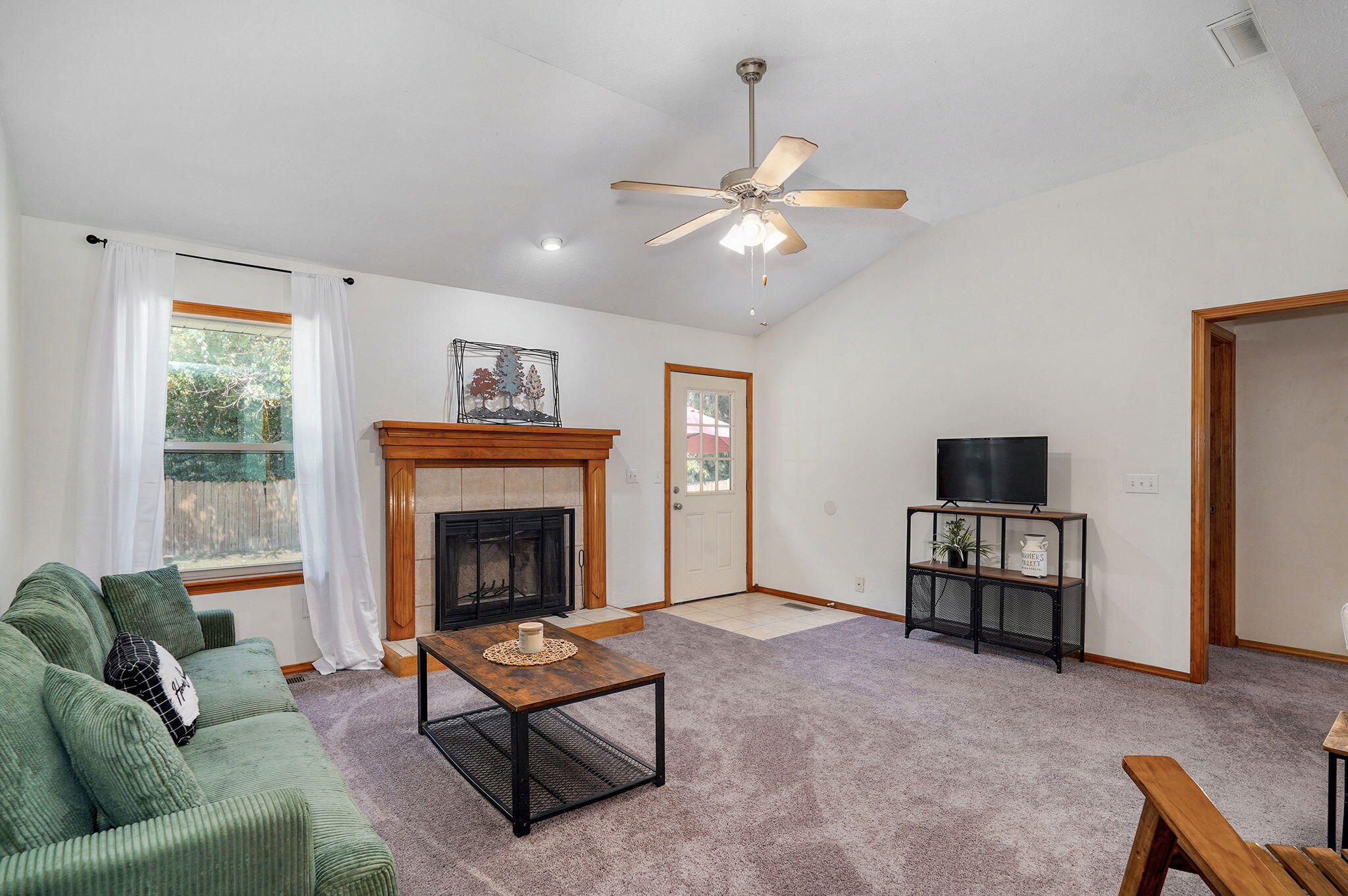 4449 W Madison Street