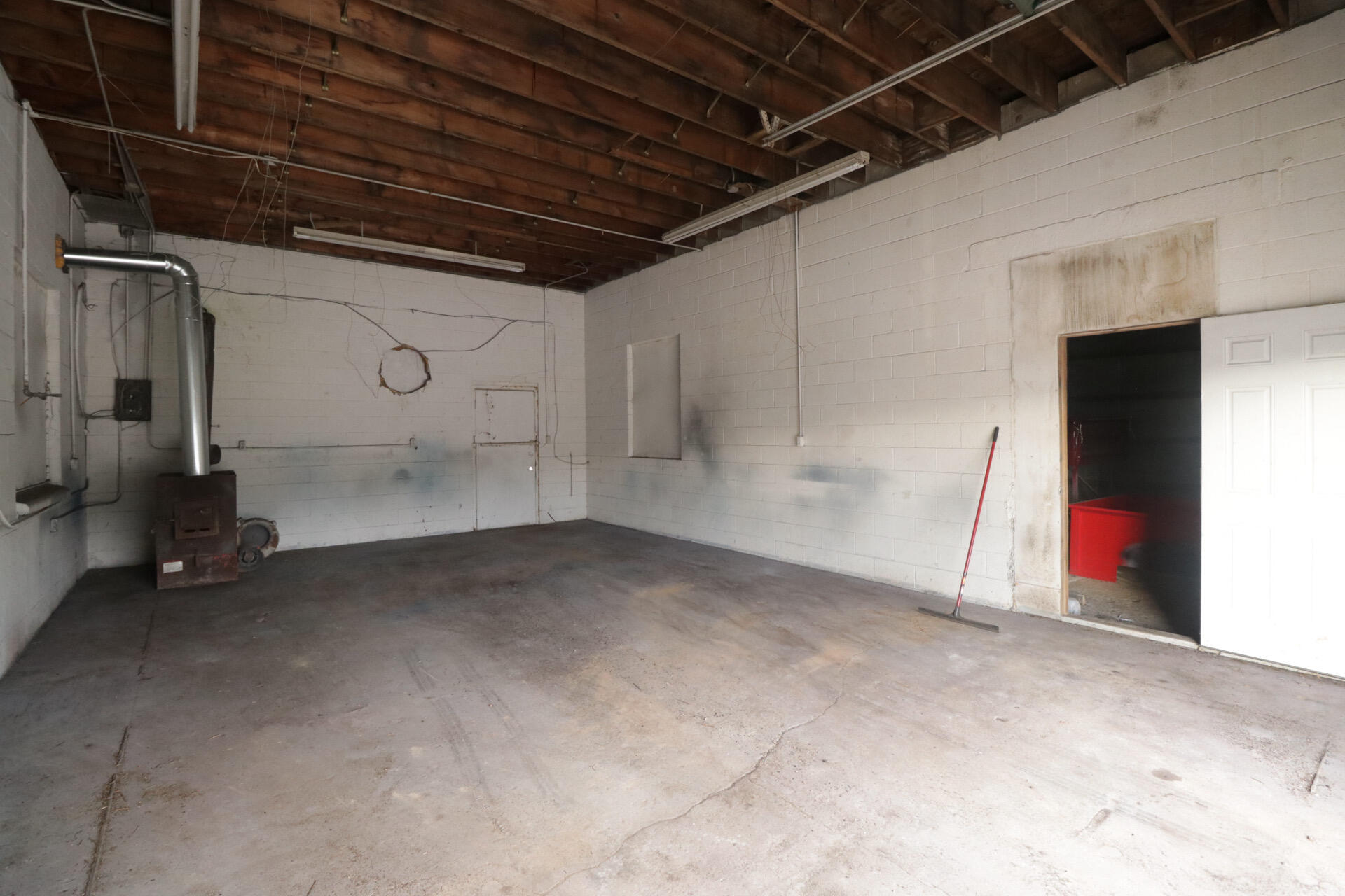 7283 St Hwy 14 E