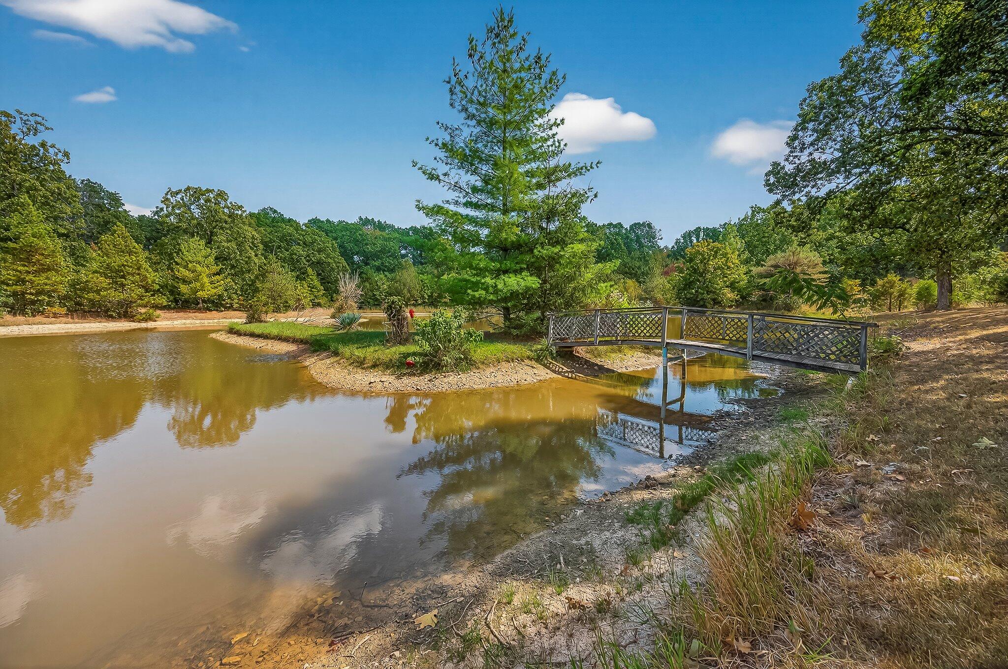 537 Dark Valley Road