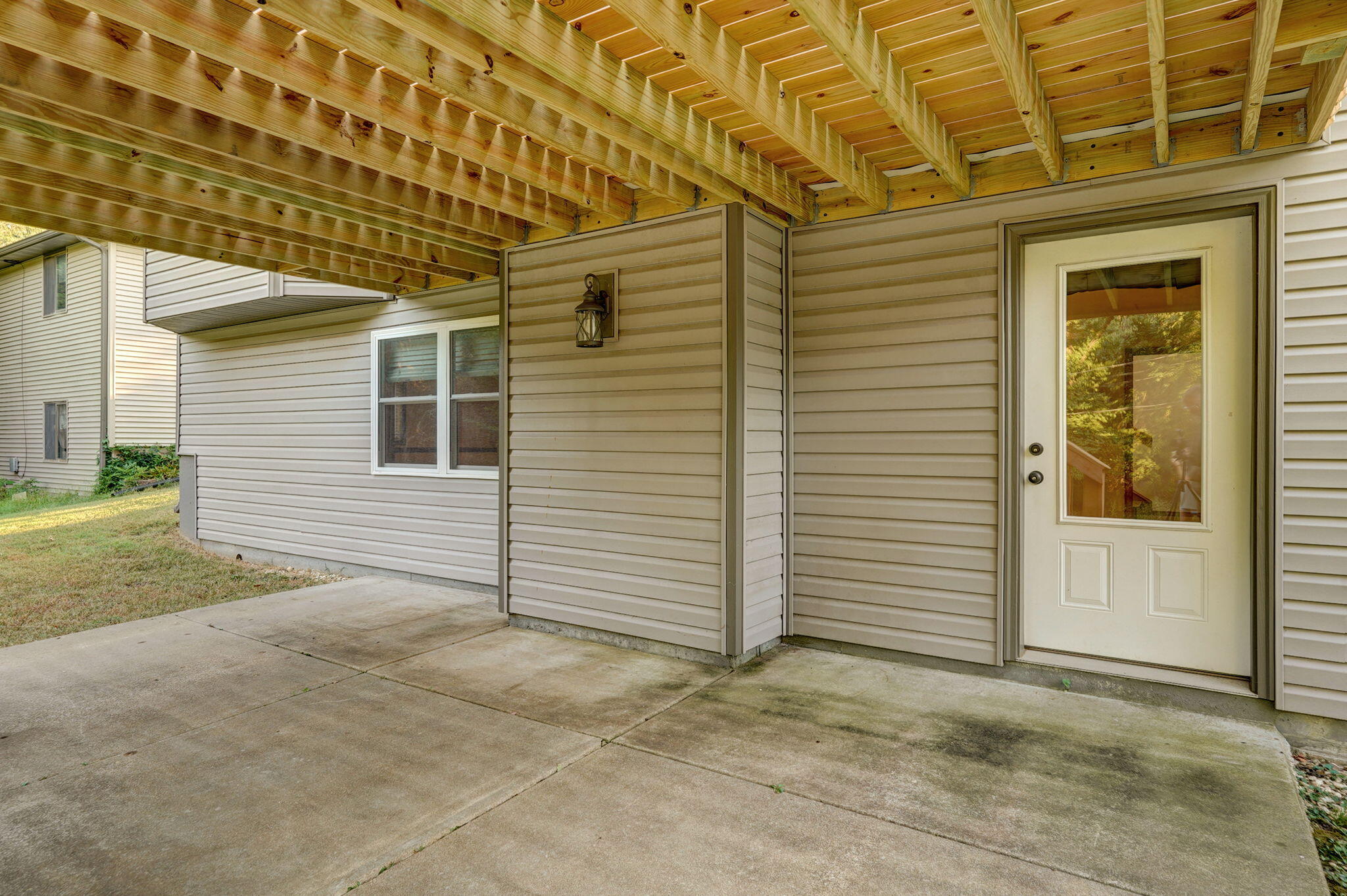 3616 N Temple Avenue