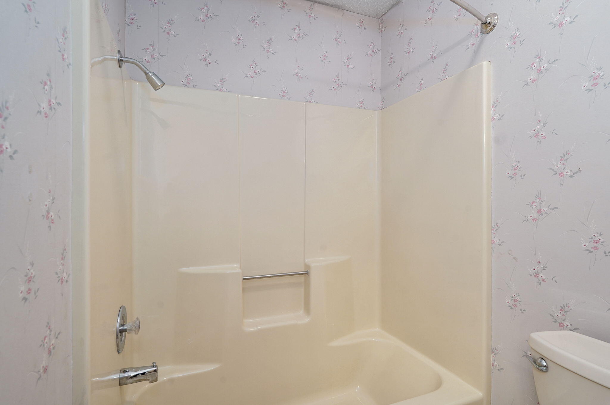 3616 N Temple Avenue