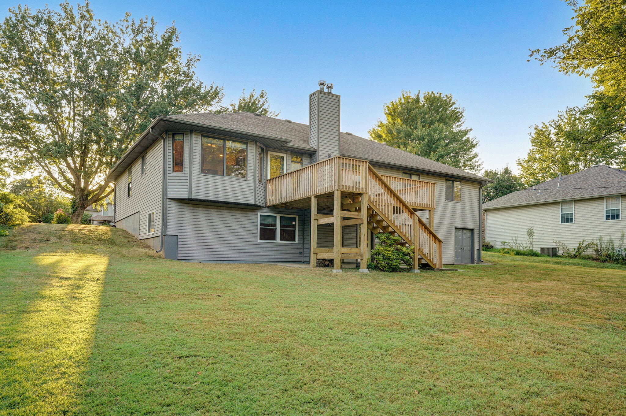 3616 N Temple Avenue