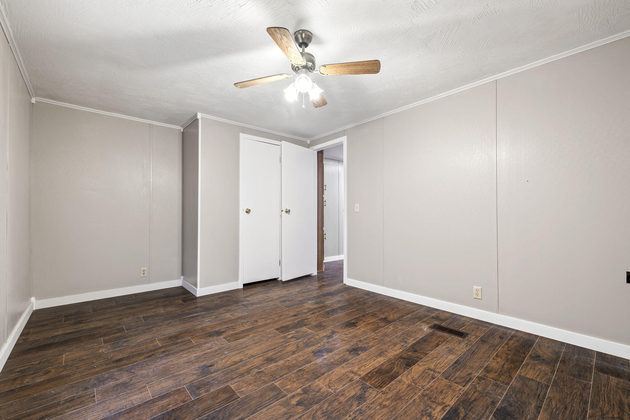 118 Evergreen Circle