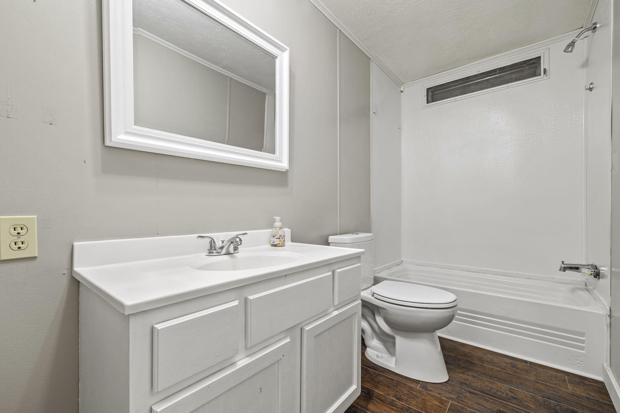 118 Evergreen Circle