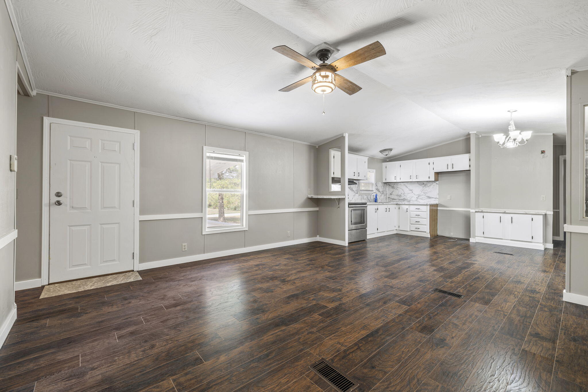 118 Evergreen Circle