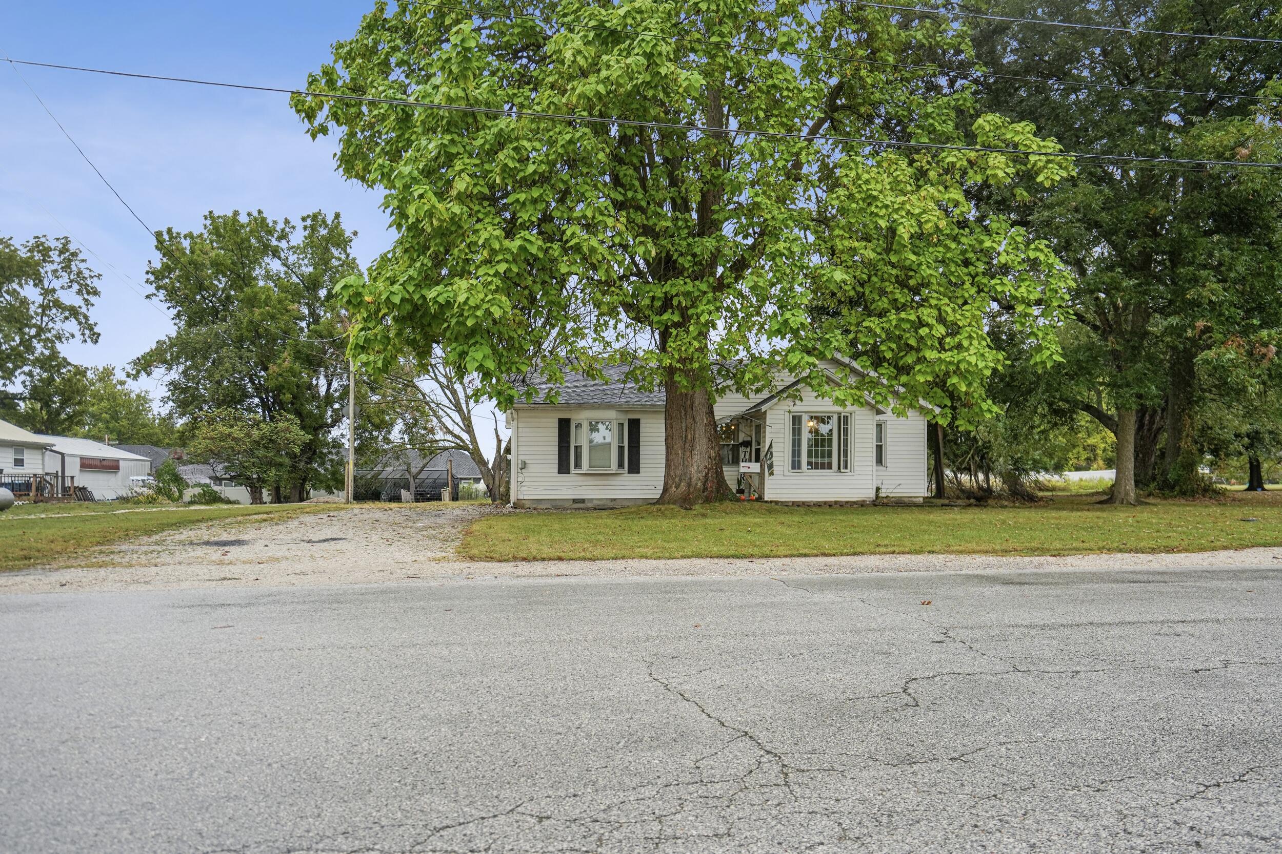 904 W Jackson Street