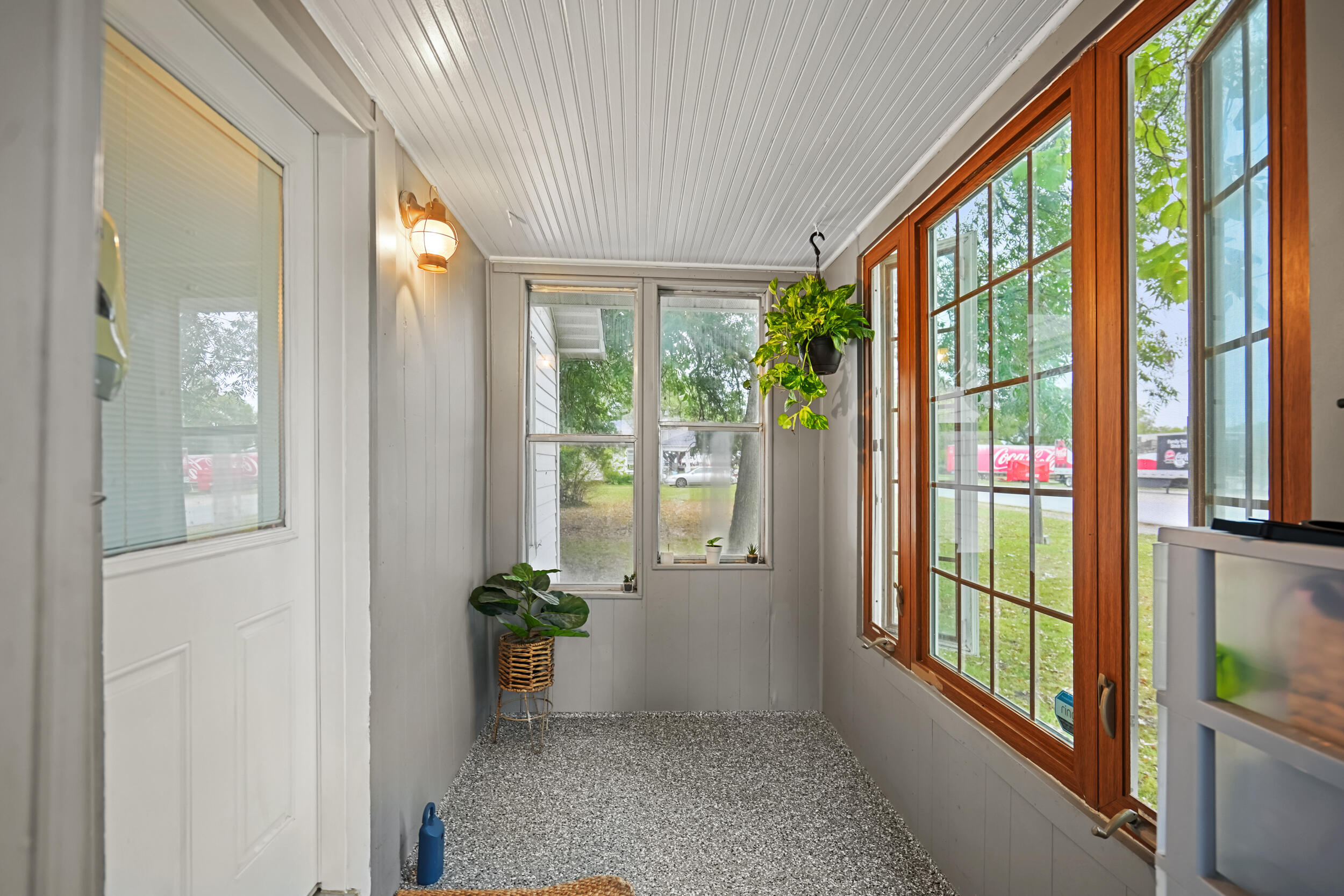 904 W Jackson Street