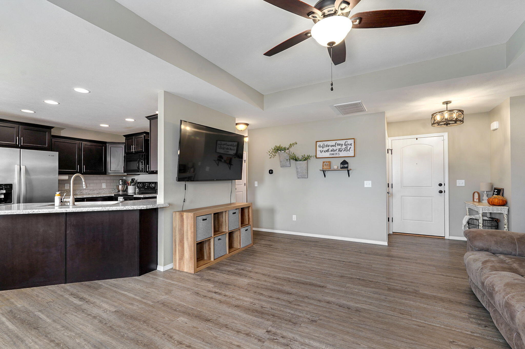 160 W Brittany Court