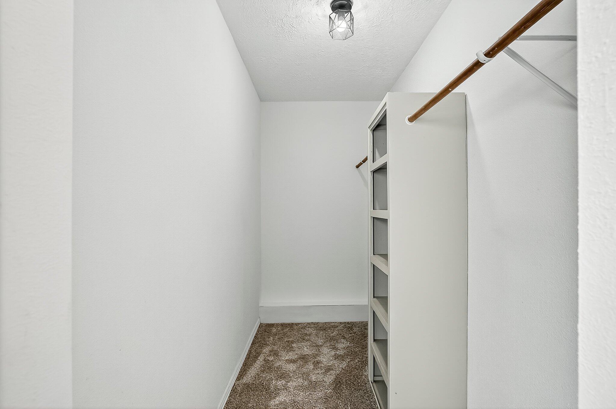 2800 W Washita Street