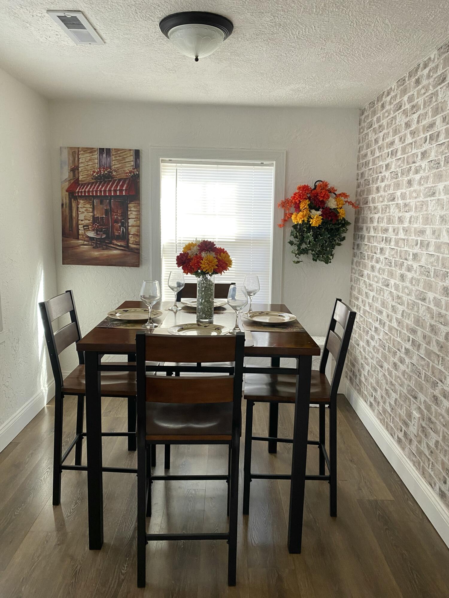 2800 W Washita Street