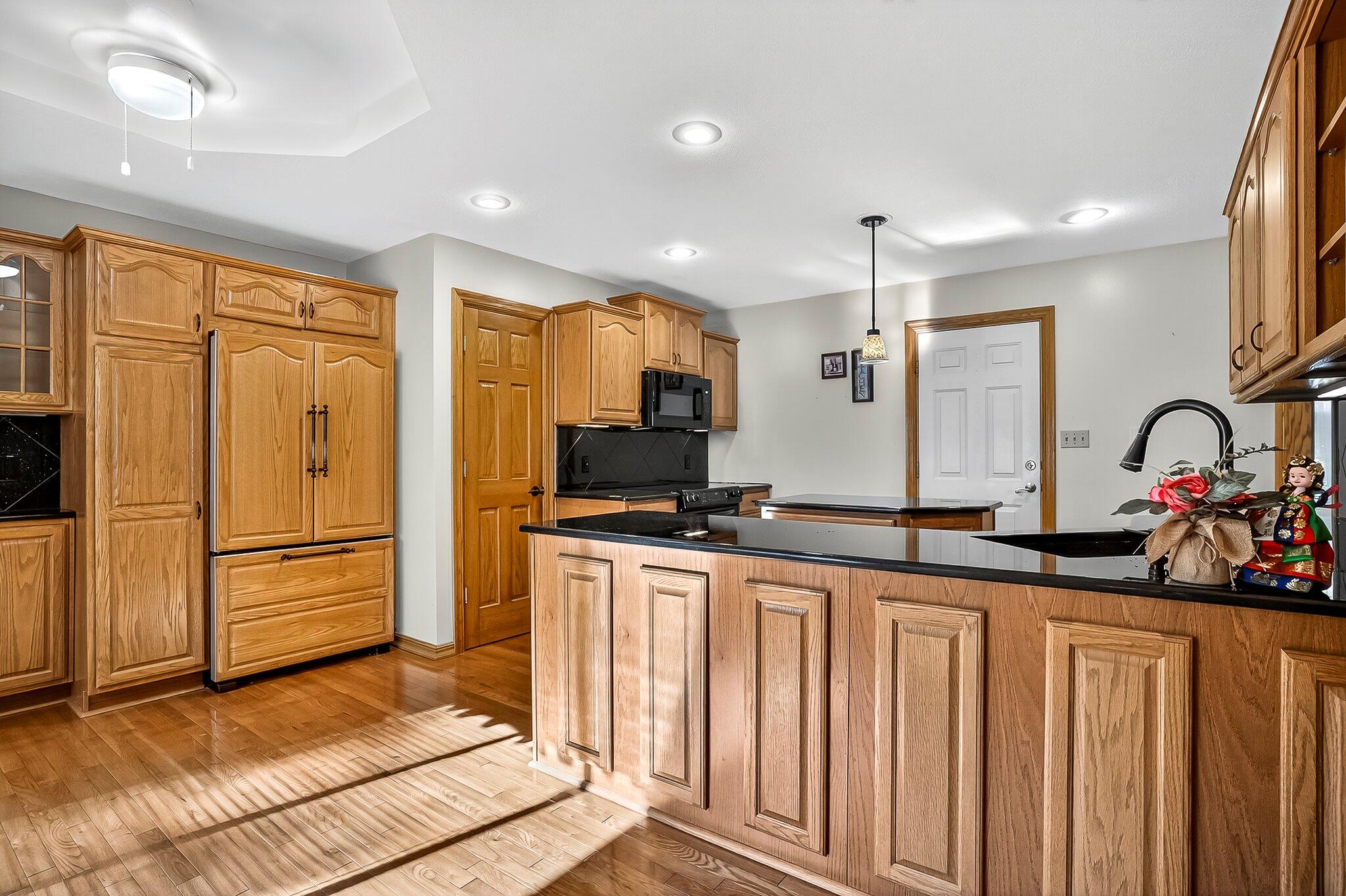 1352 W Vancouver Street