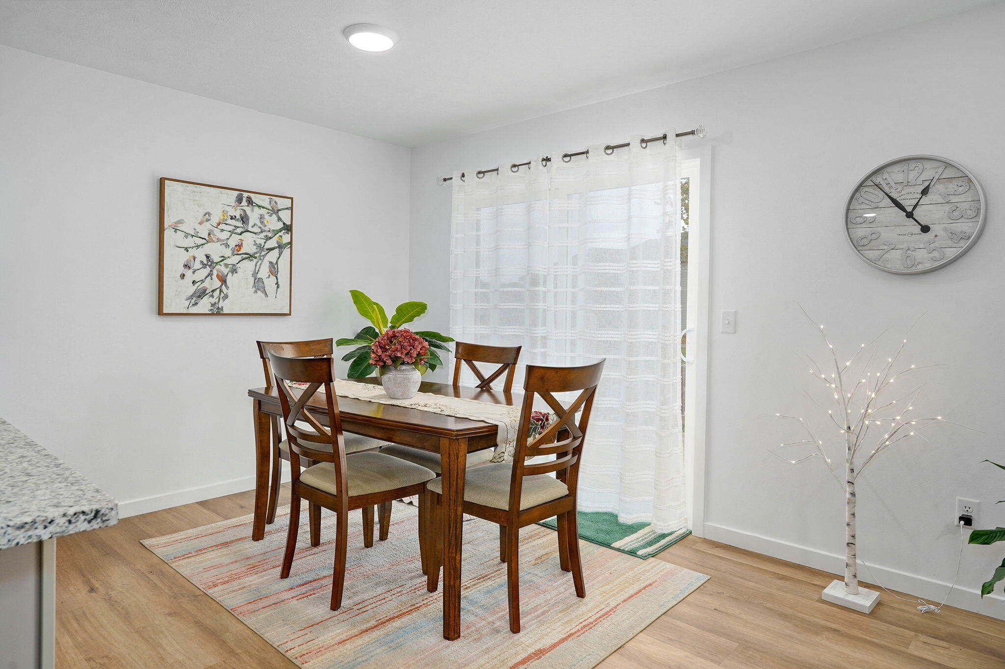 1166 S Broadview Avenue