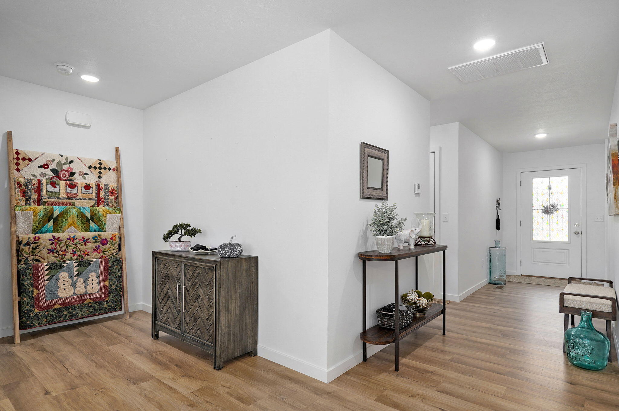 1166 S Broadview Avenue