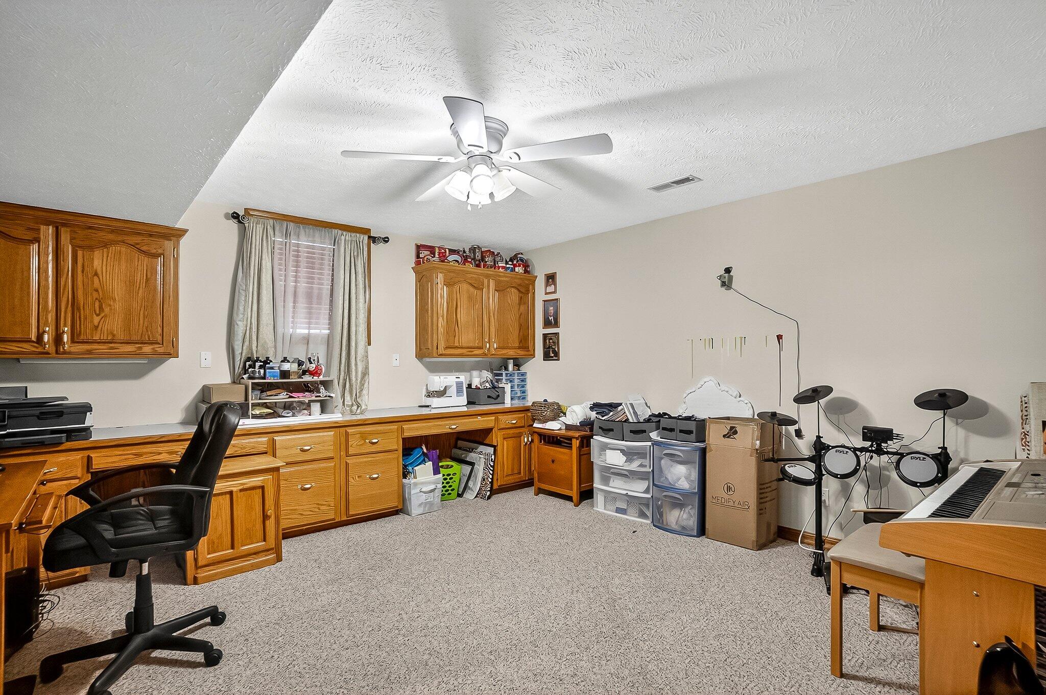 904 E Elizabeth Street