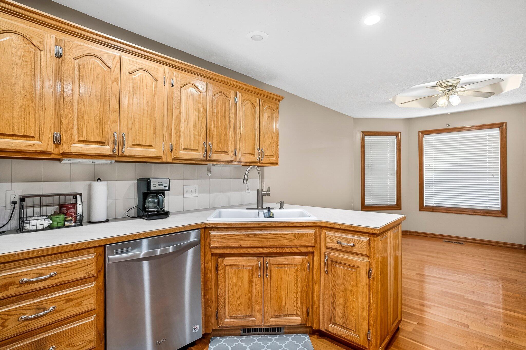 904 E Elizabeth Street