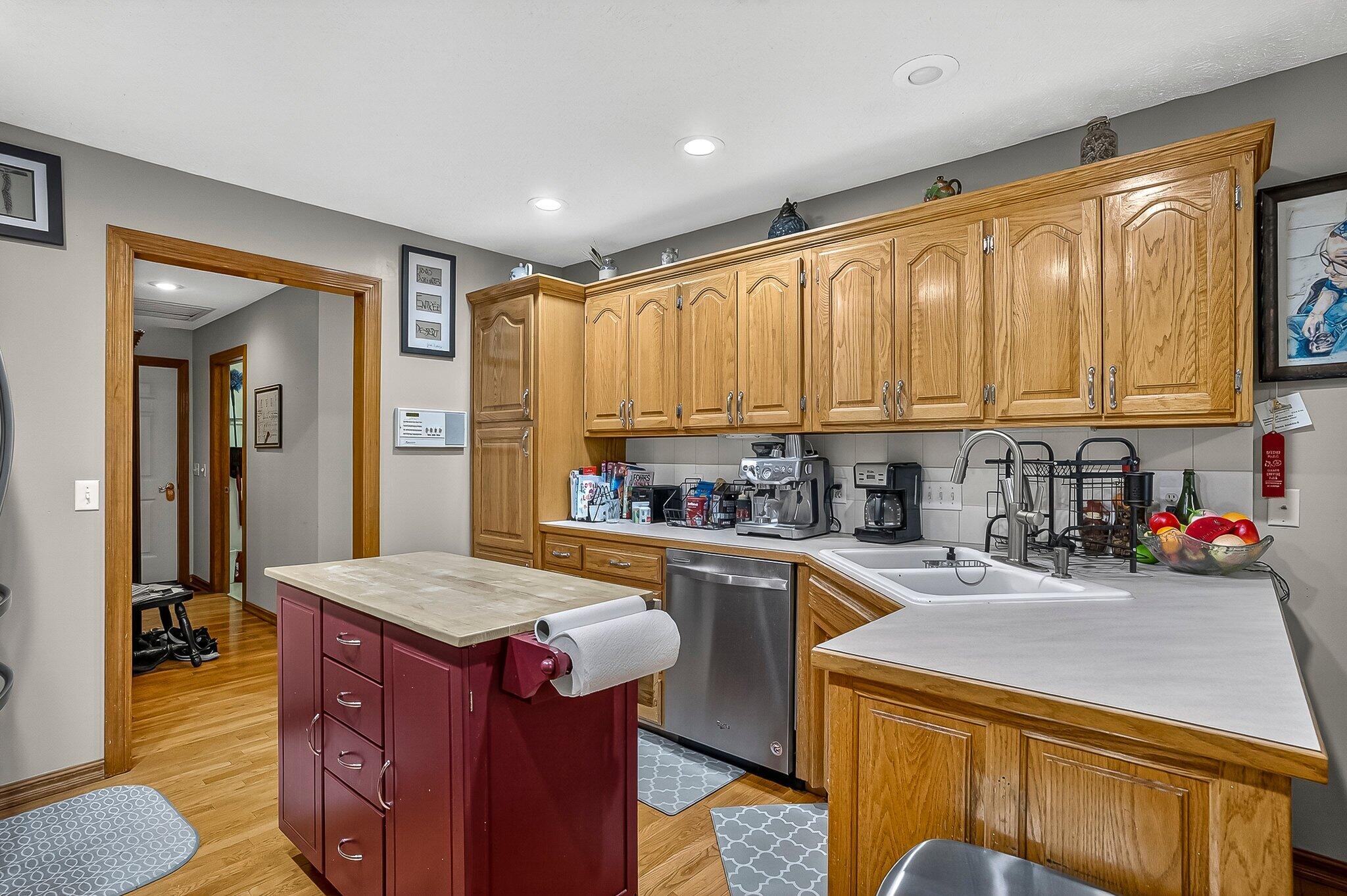 904 E Elizabeth Street