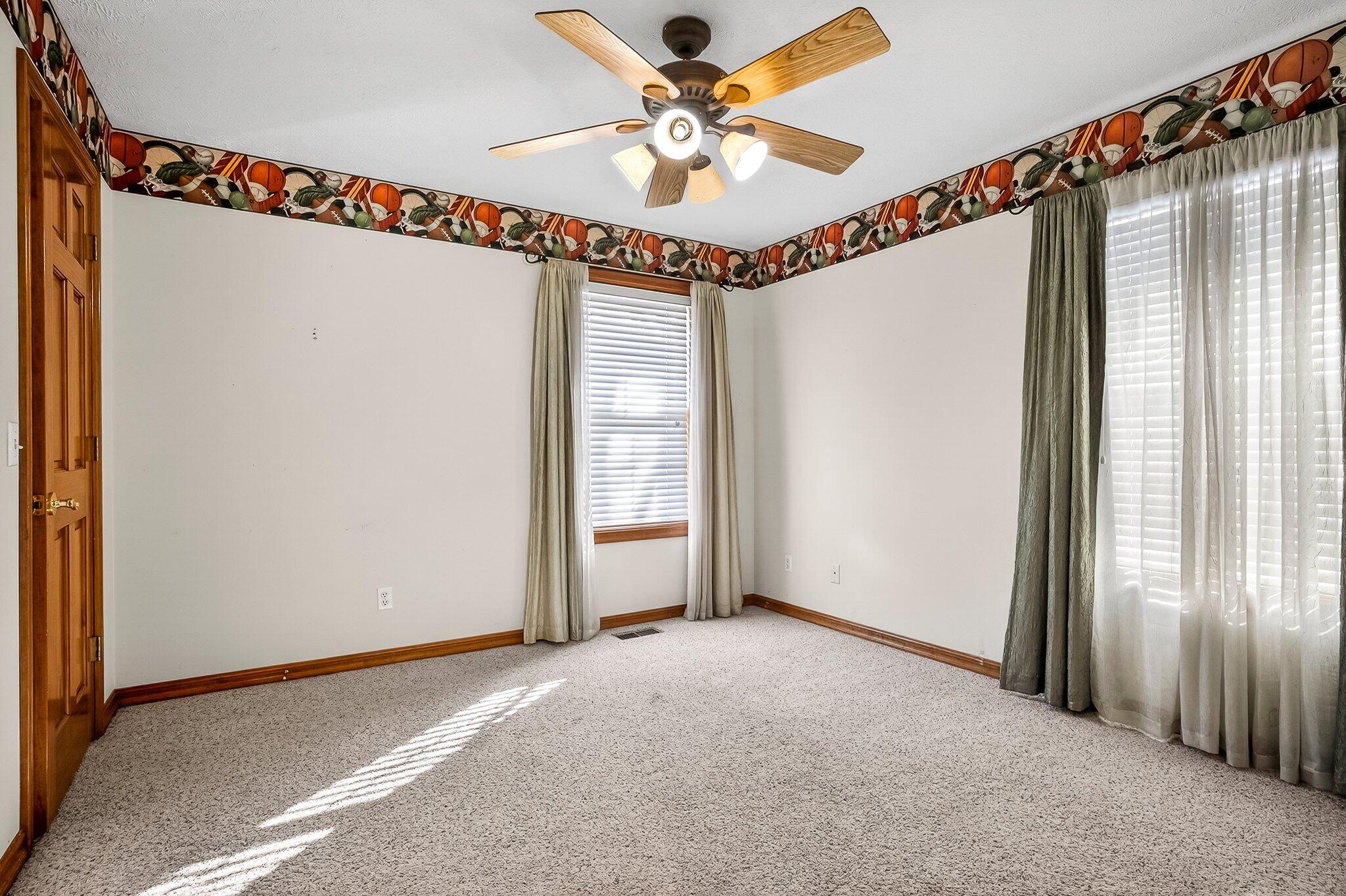 904 E Elizabeth Street