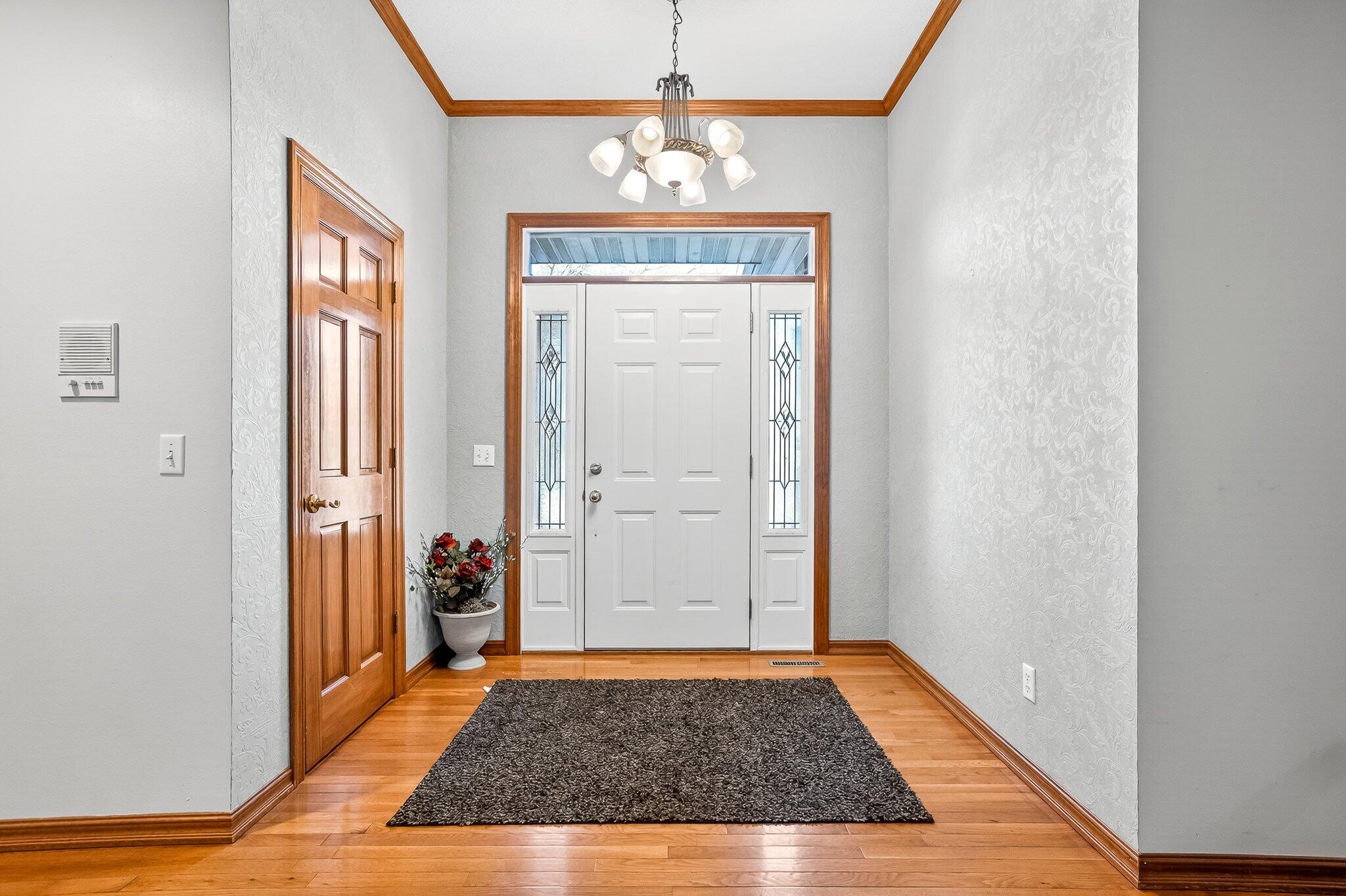 904 E Elizabeth Street