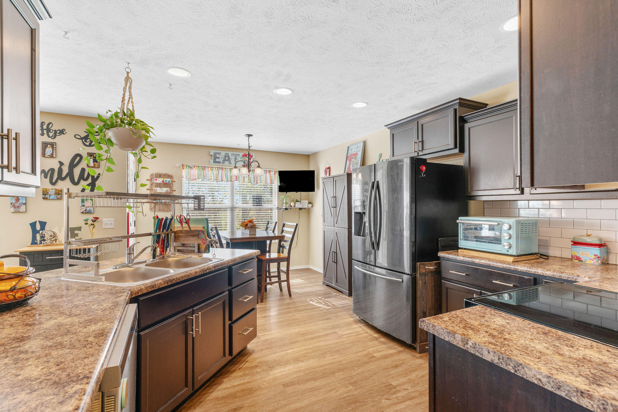 304 W Picardy Street