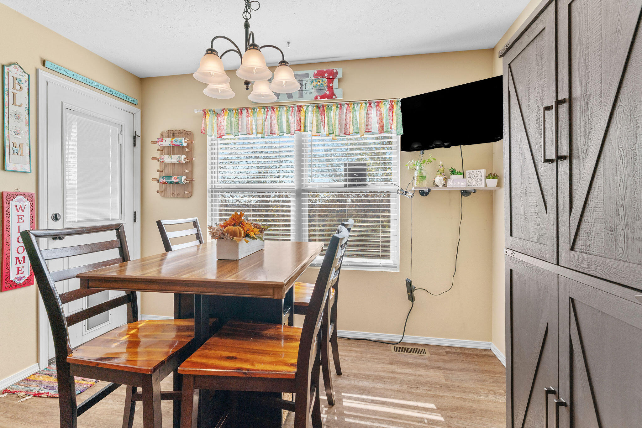 304 W Picardy Street