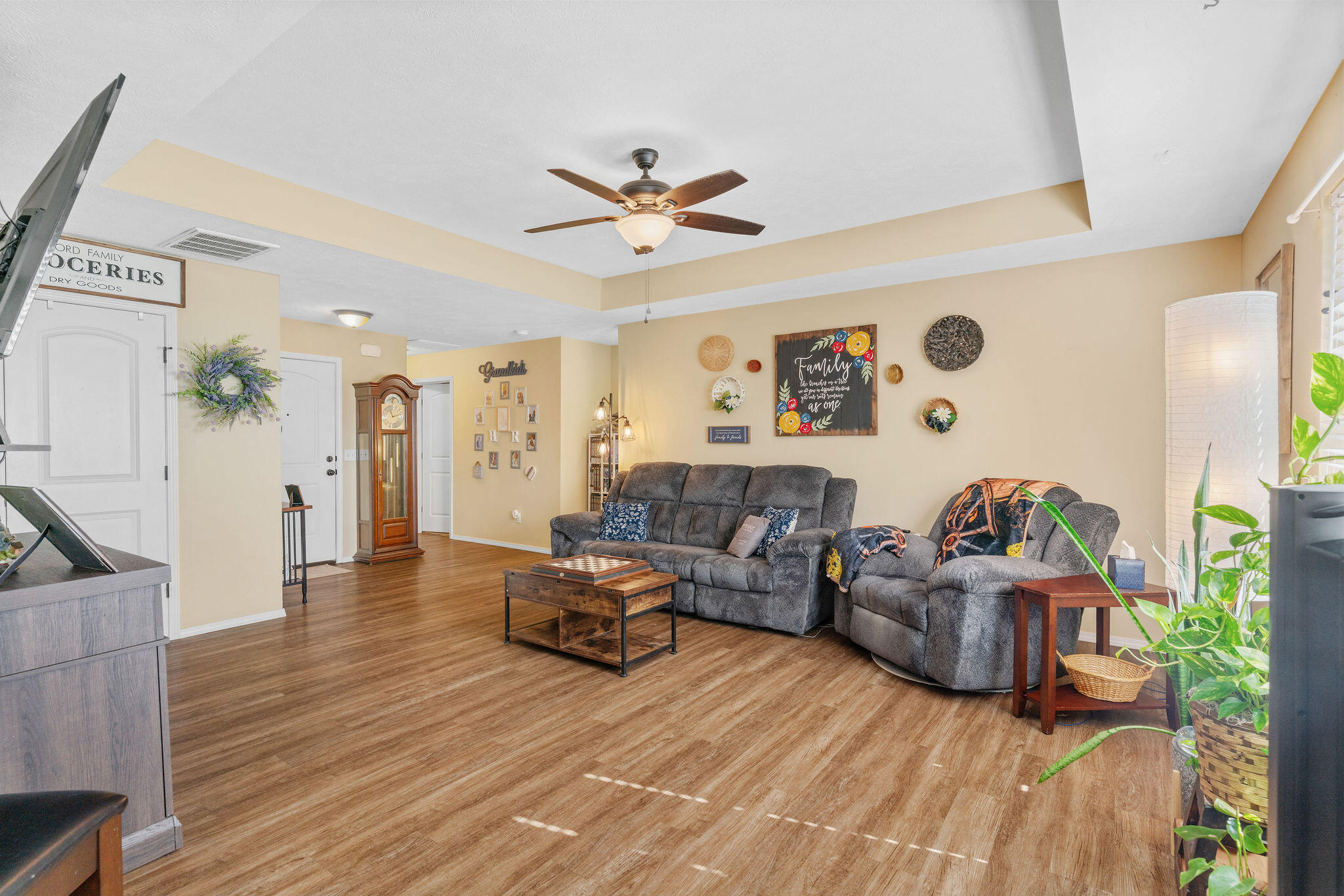 304 W Picardy Street