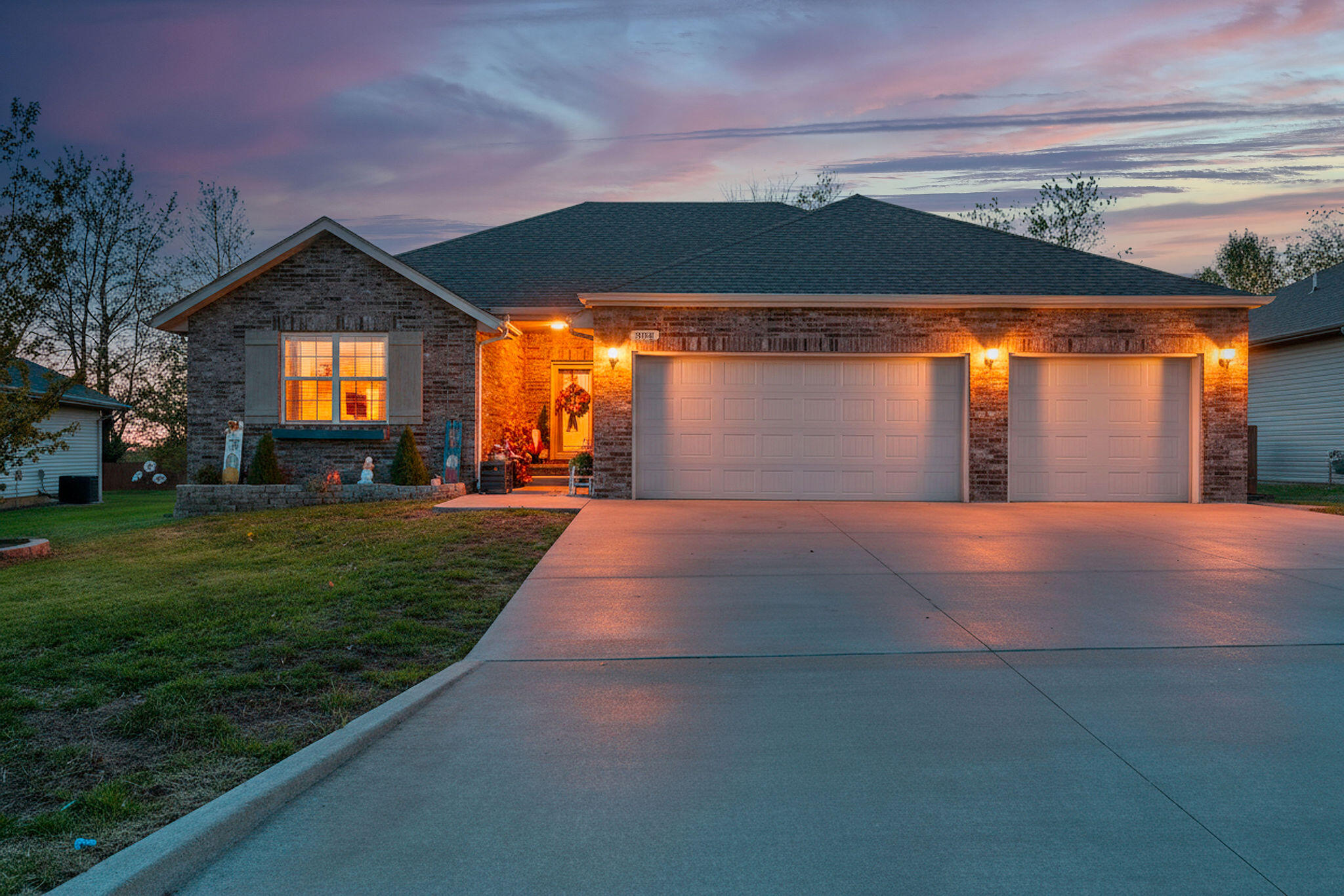 304 W Picardy Street