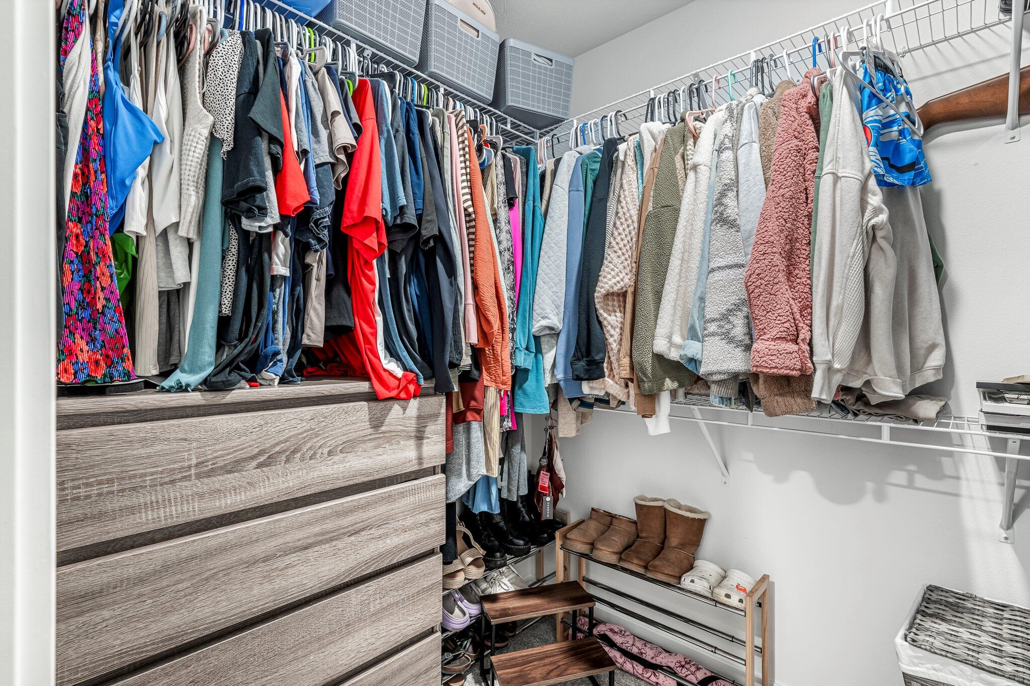 1142 S Broadview Avenue