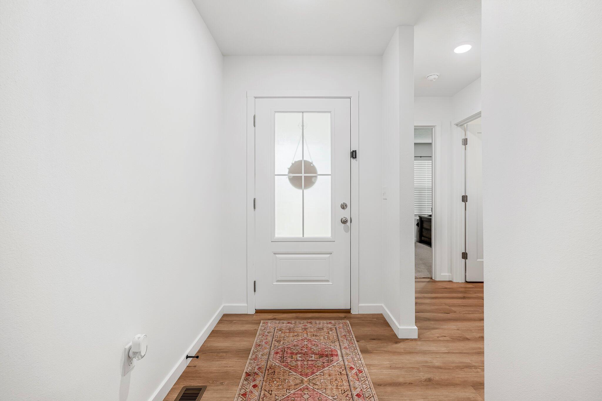 1142 S Broadview Avenue