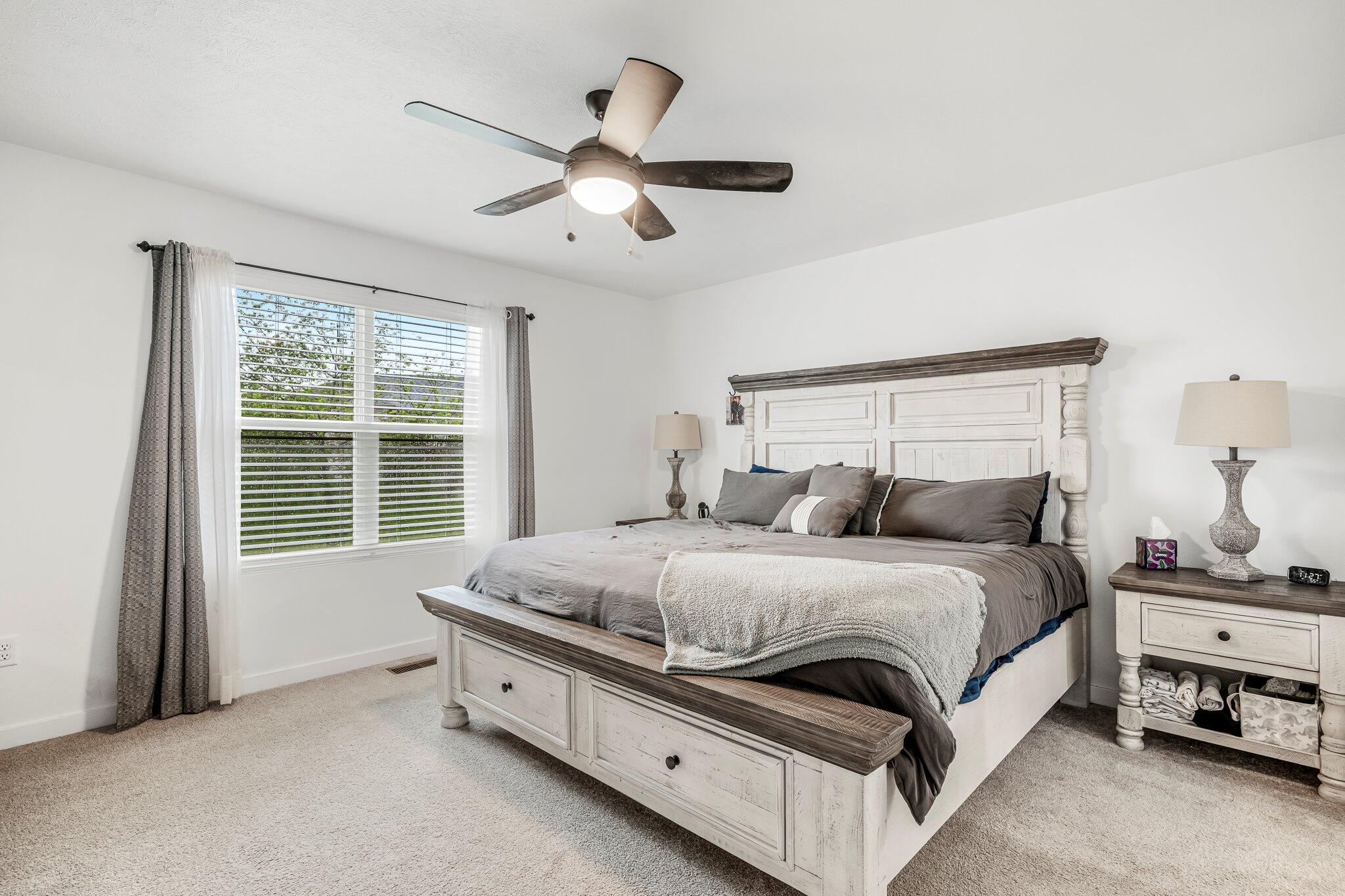 1142 S Broadview Avenue