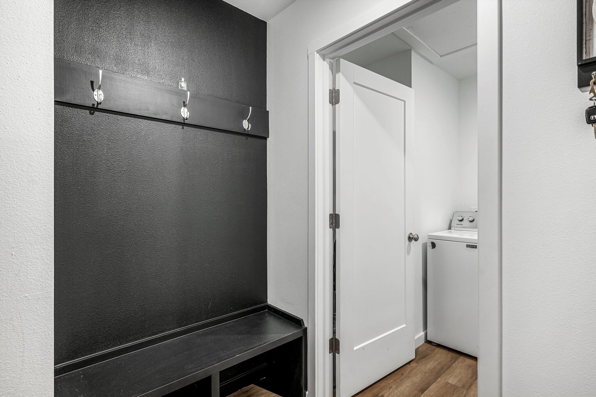 1142 S Broadview Avenue