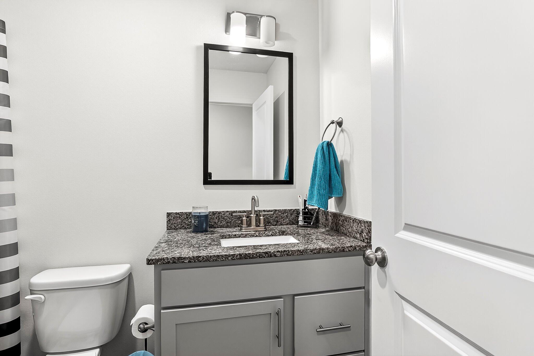 2462 E Beagle Street