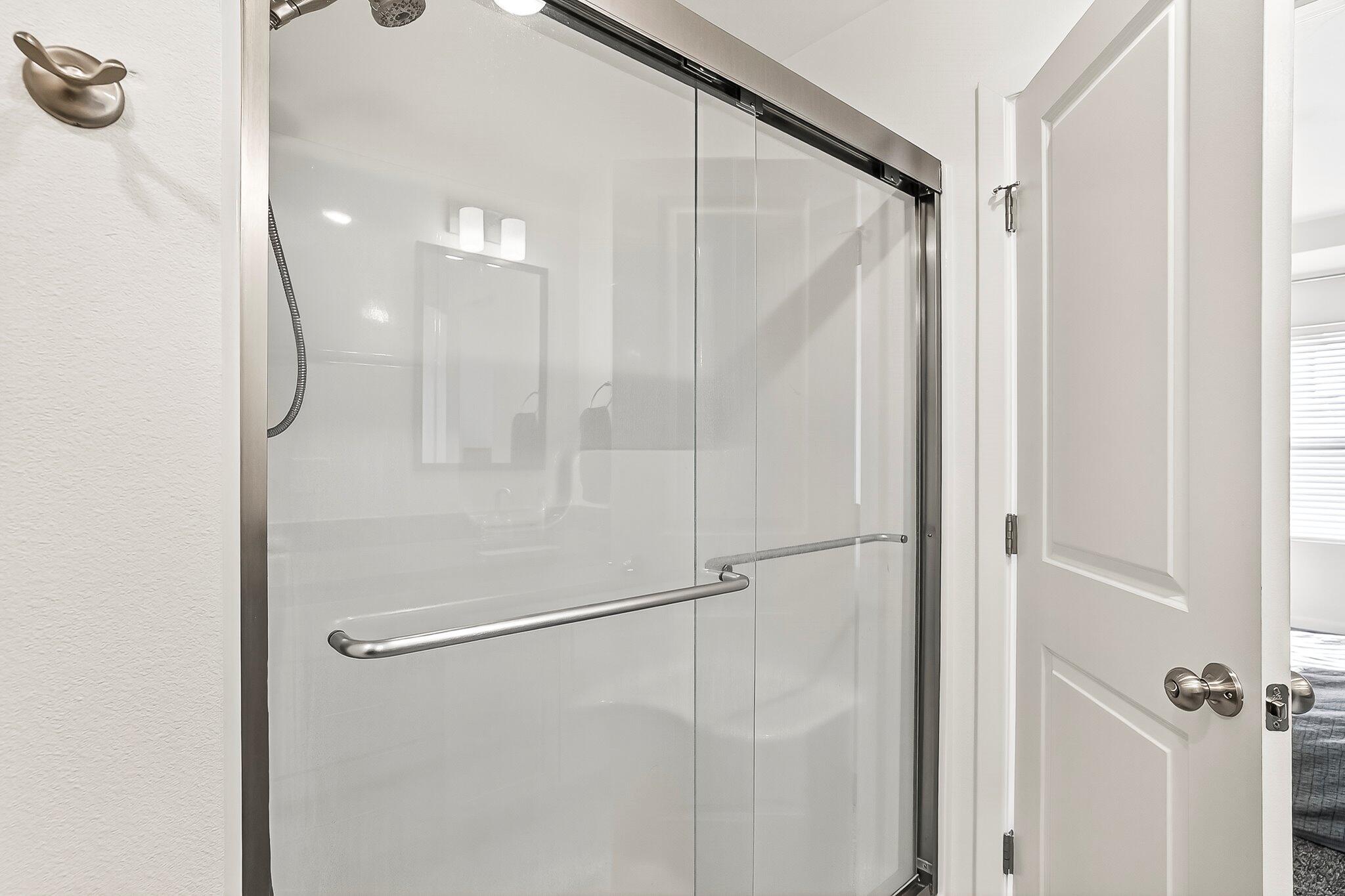 2462 E Beagle Street