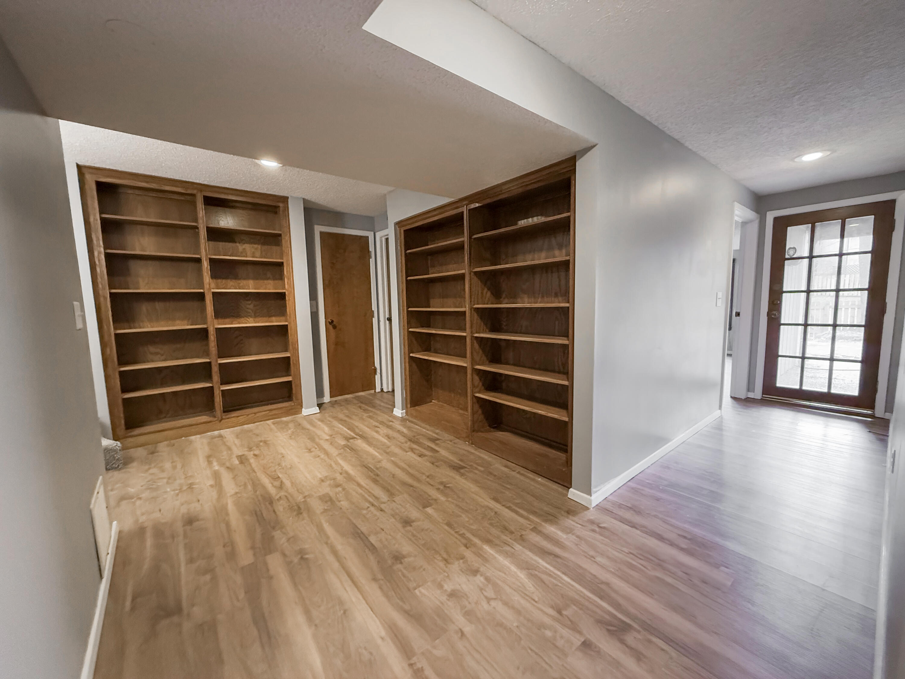 3460 E Catalpa Street