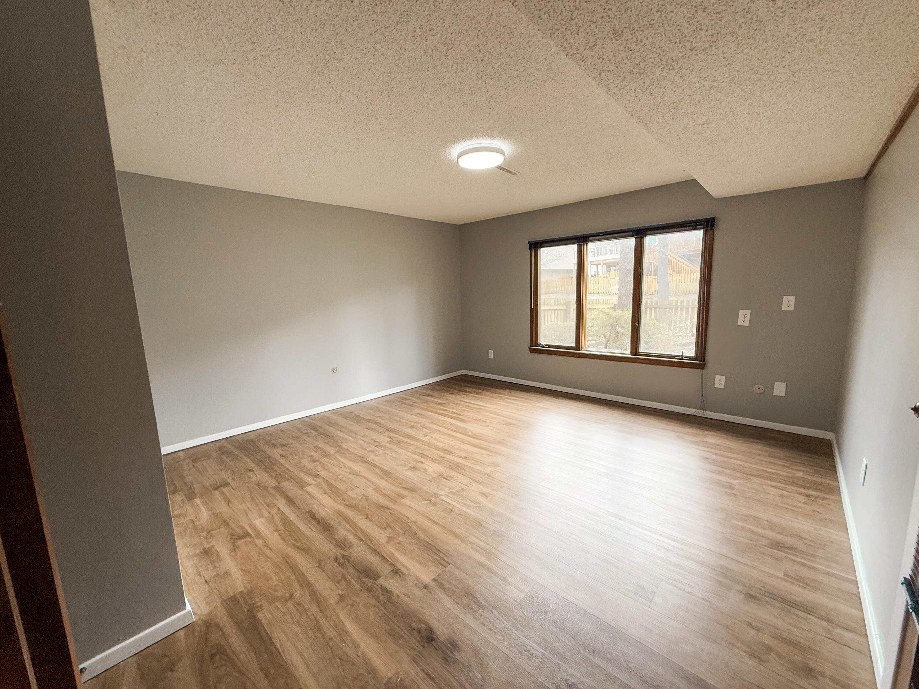 3460 E Catalpa Street