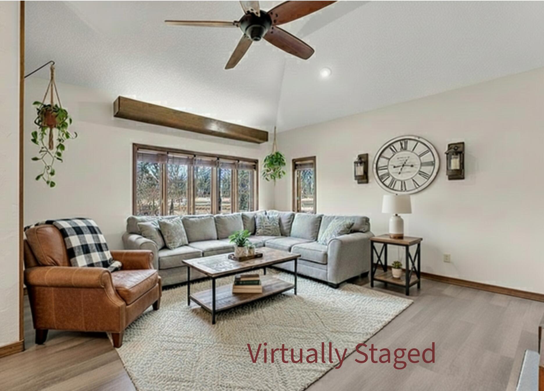 1541 S Wild Oaks Drive