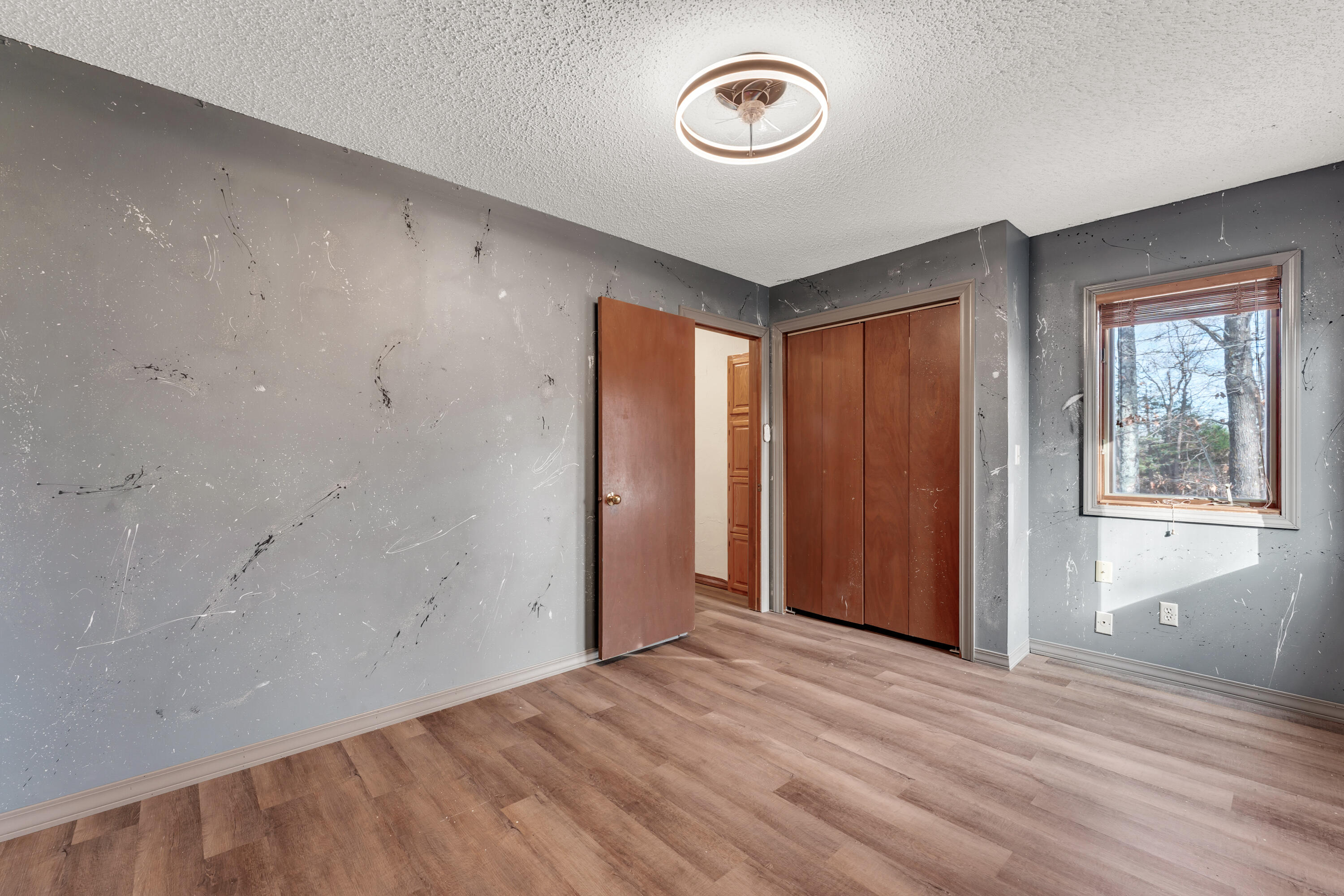 1541 S Wild Oaks Drive