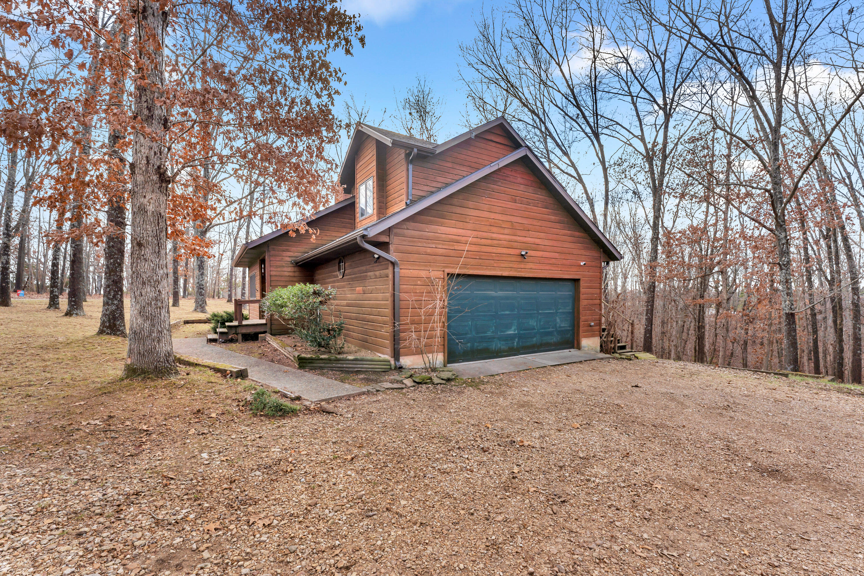 1541 S Wild Oaks Drive