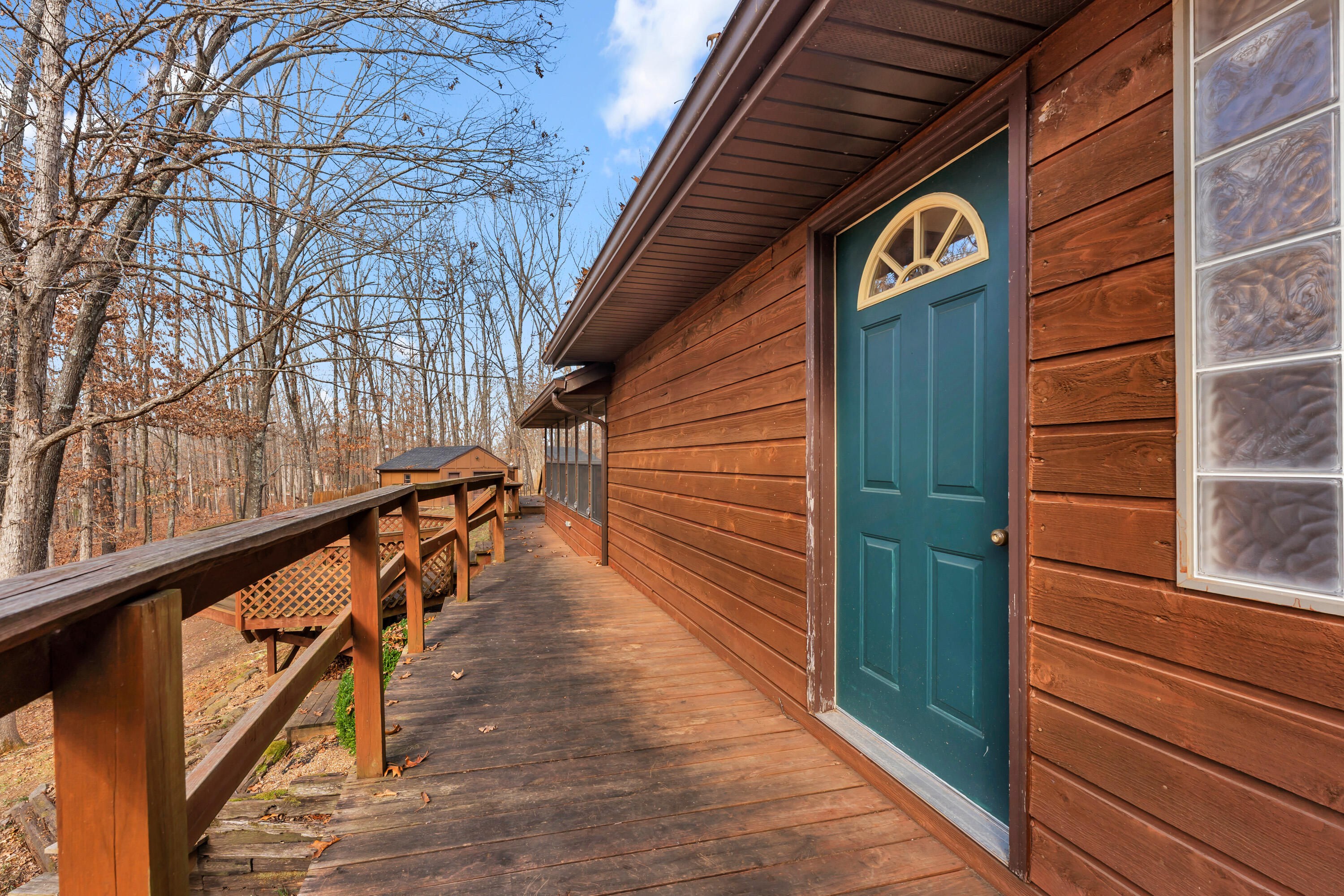 1541 S Wild Oaks Drive