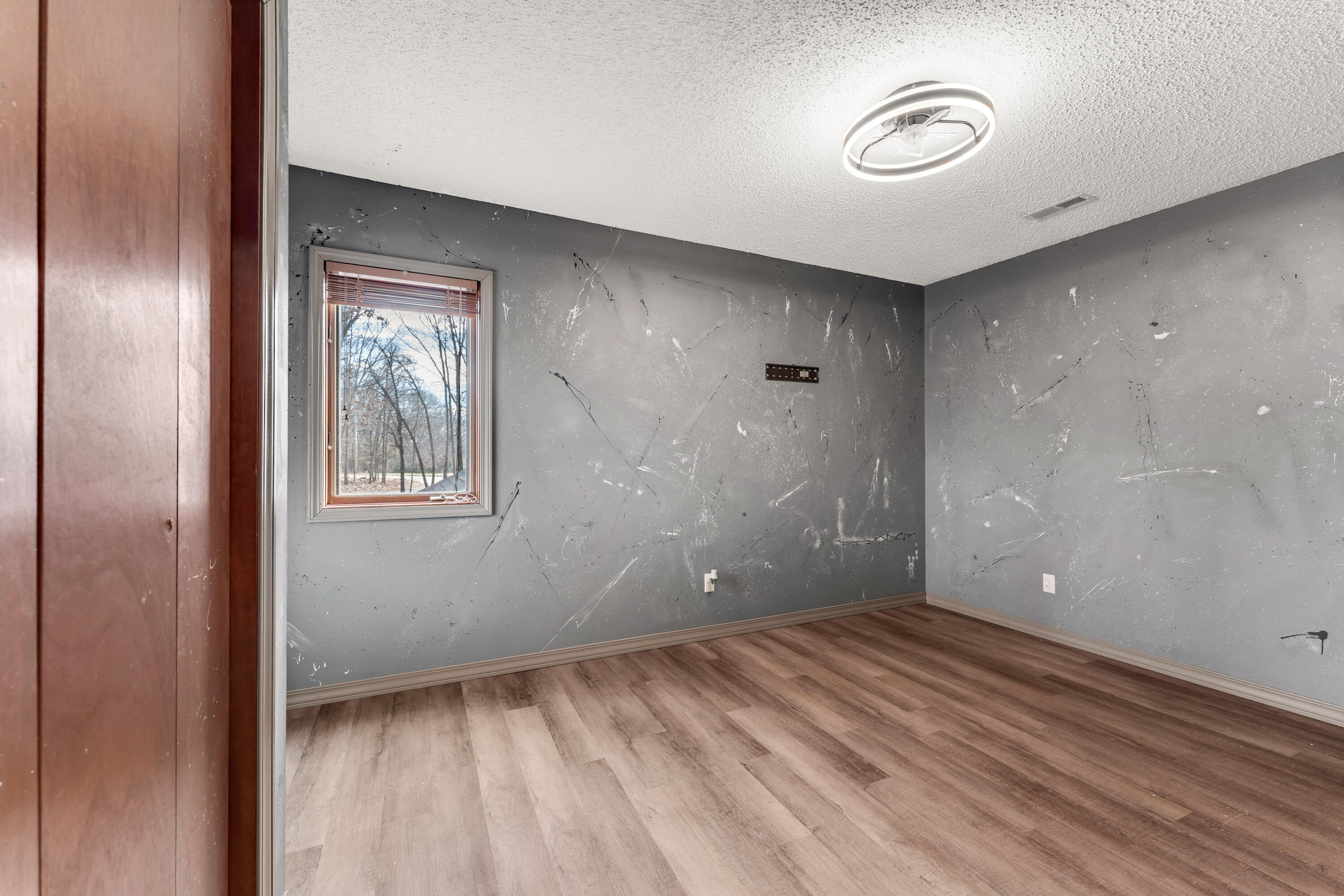 1541 S Wild Oaks Drive