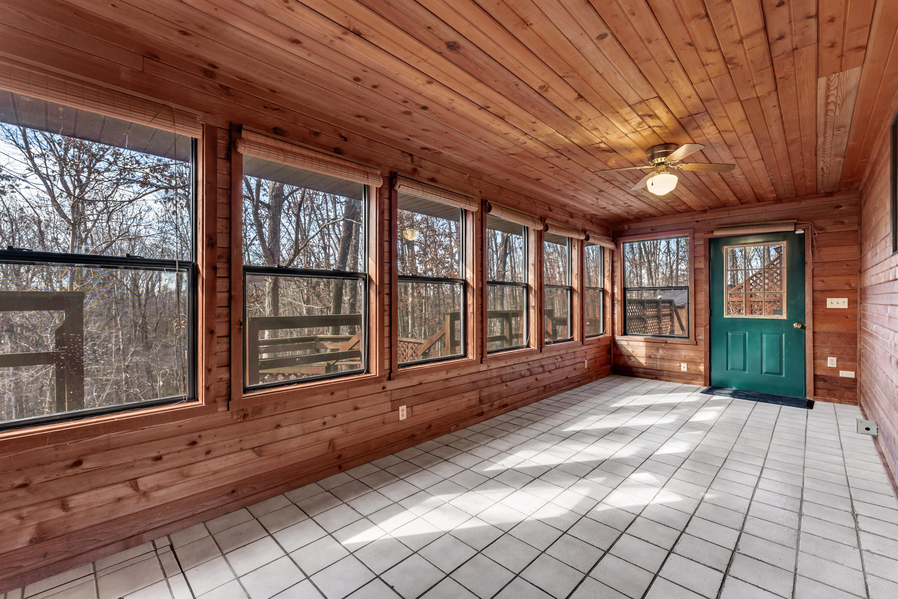 1541 S Wild Oaks Drive