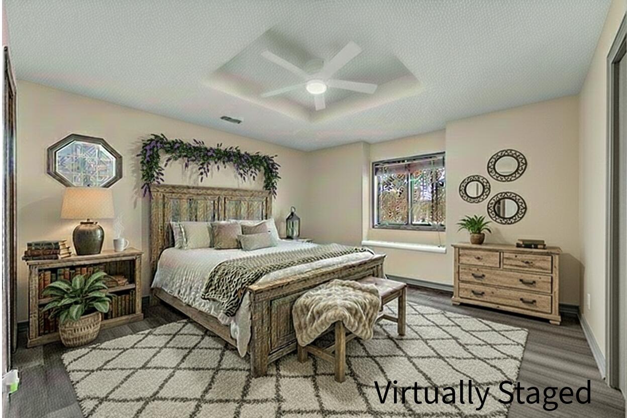 1541 S Wild Oaks Drive