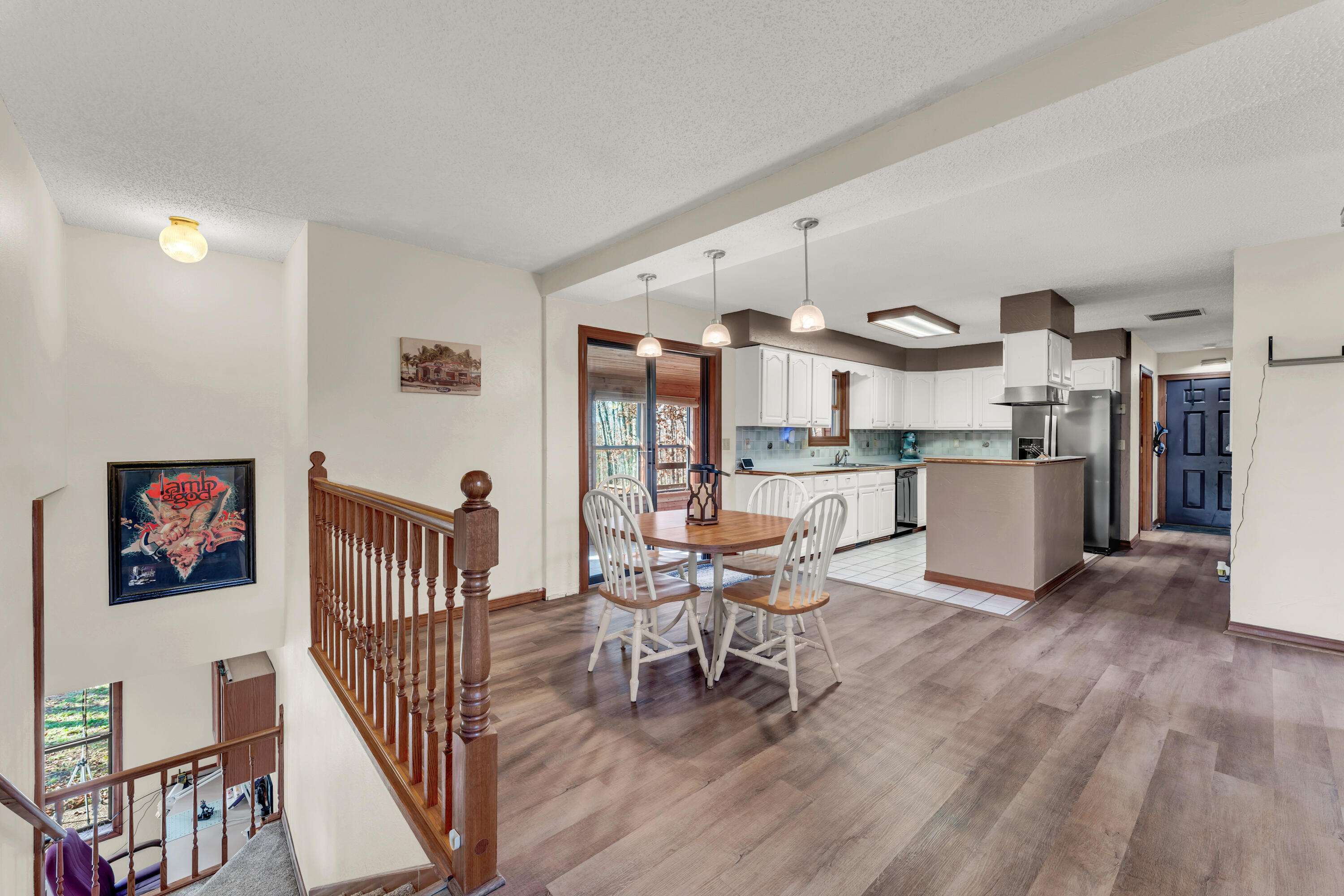 1541 S Wild Oaks Drive