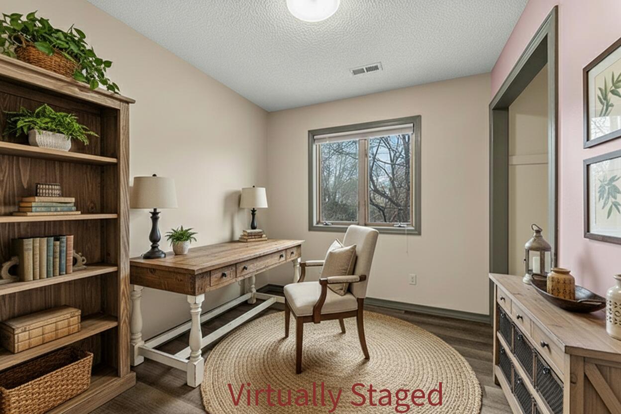 1541 S Wild Oaks Drive