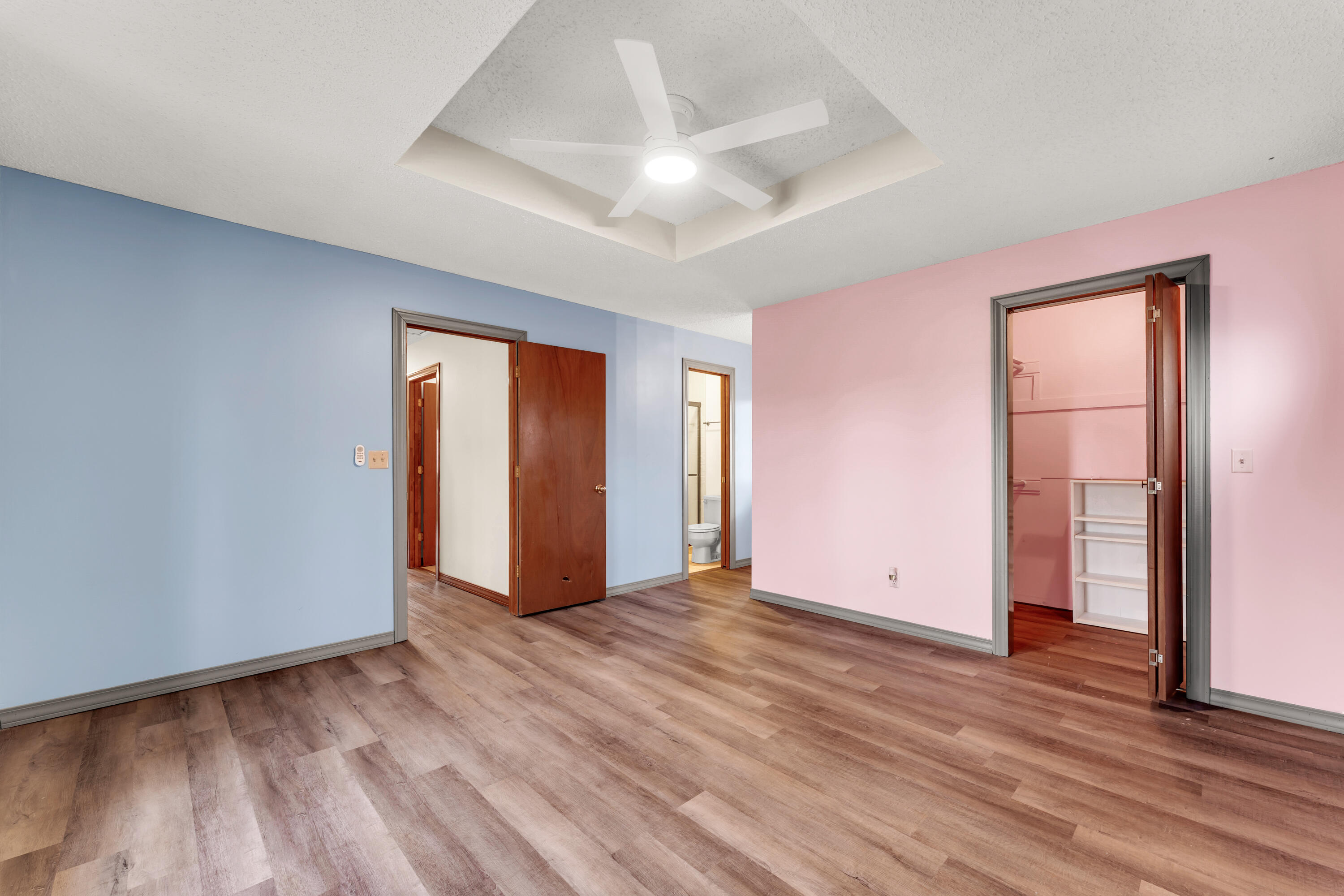 1541 S Wild Oaks Drive