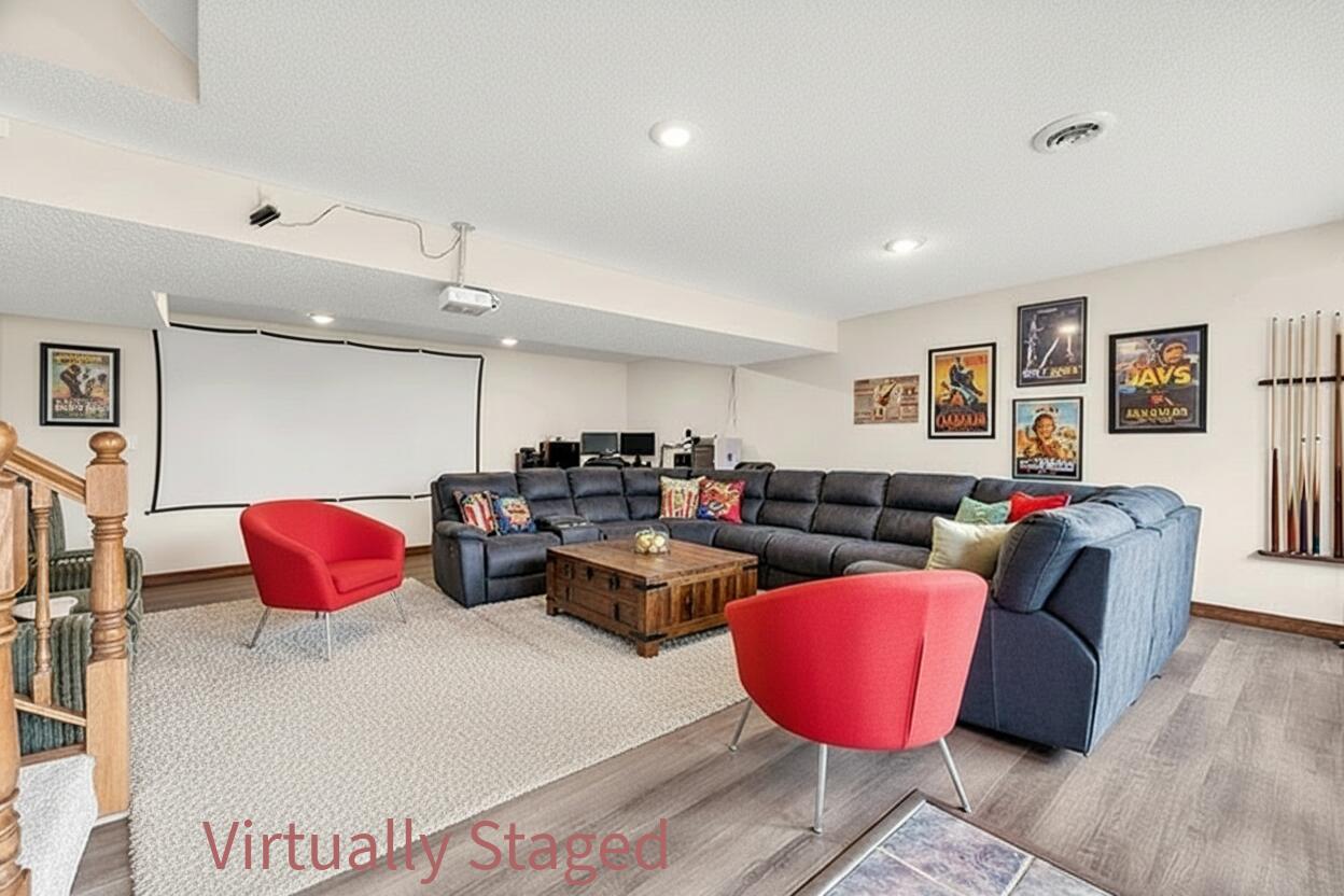 1541 S Wild Oaks Drive