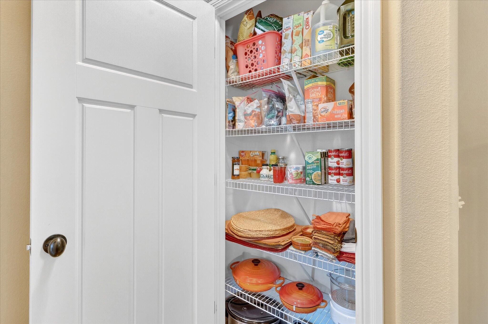 1922 N Pavilion Place