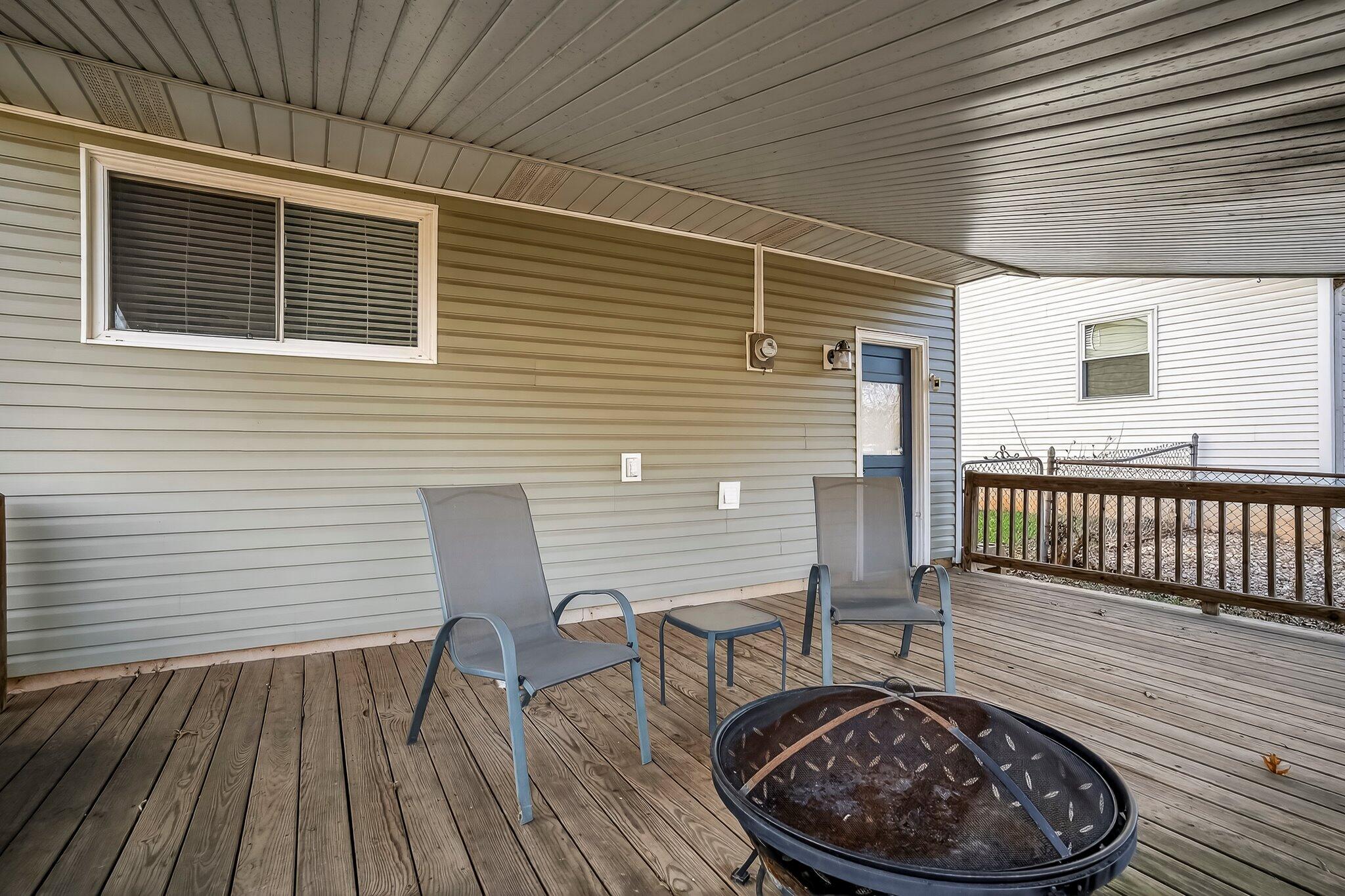 515 E Greenwood Street