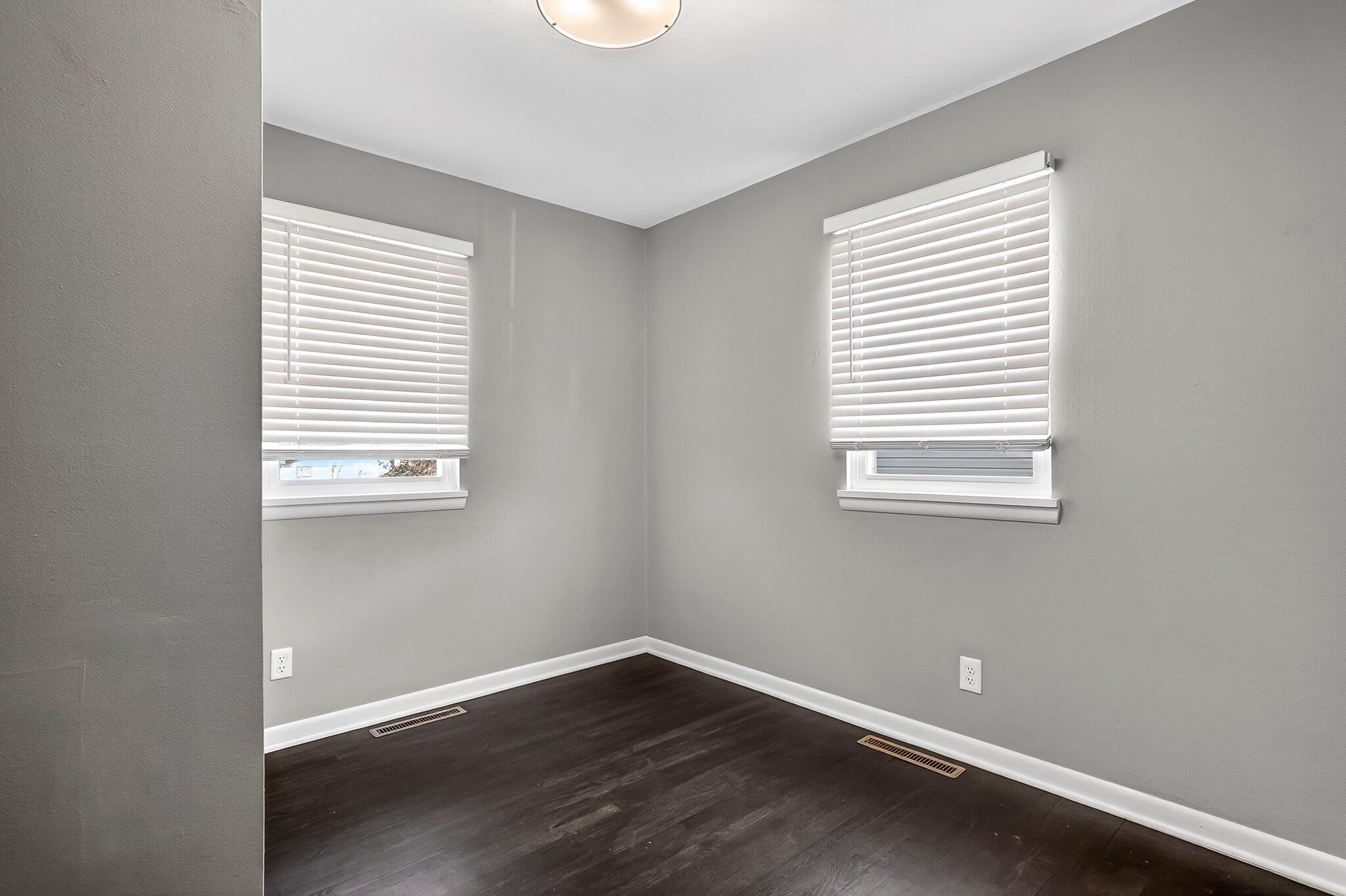 515 E Greenwood Street